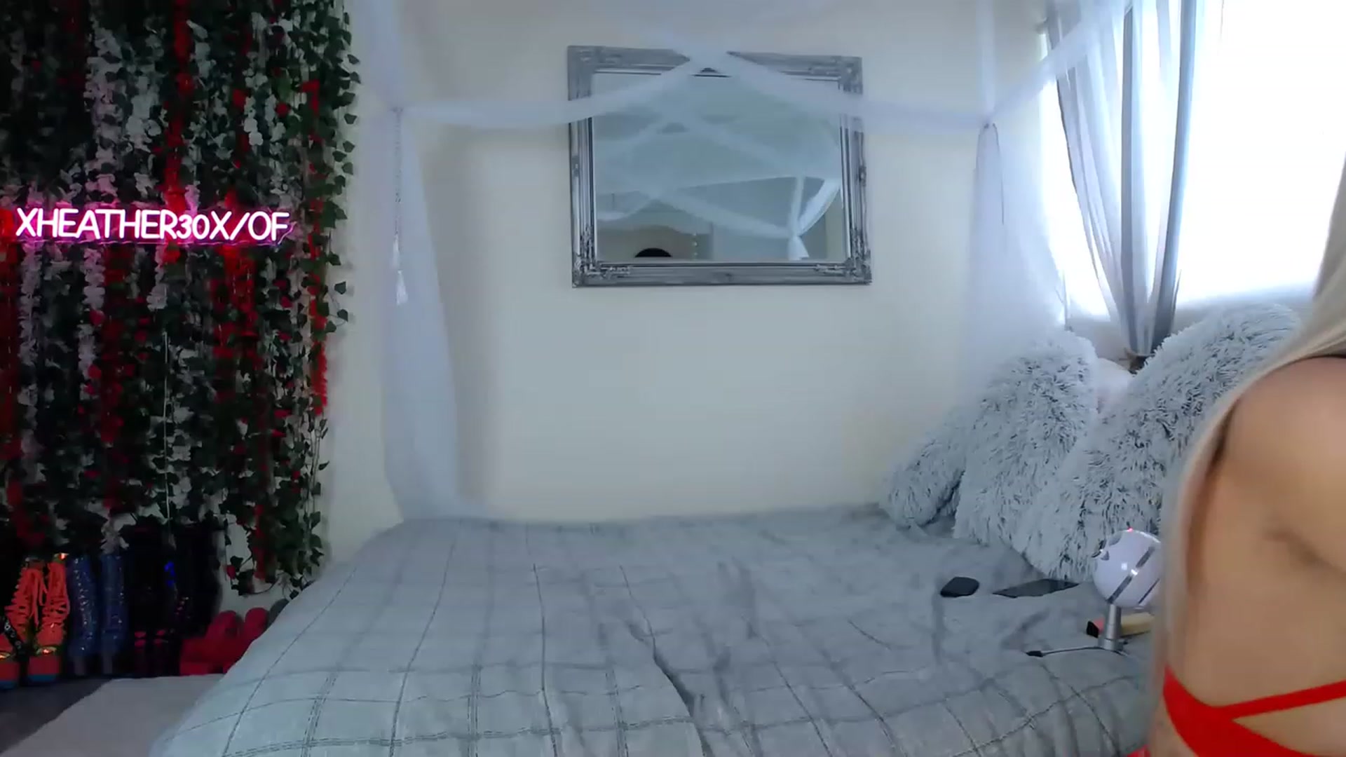 Gallery image thumbnail from Xheather30x's myfreecams stream on, 04/26/2023, 12:04 image 13 of 20