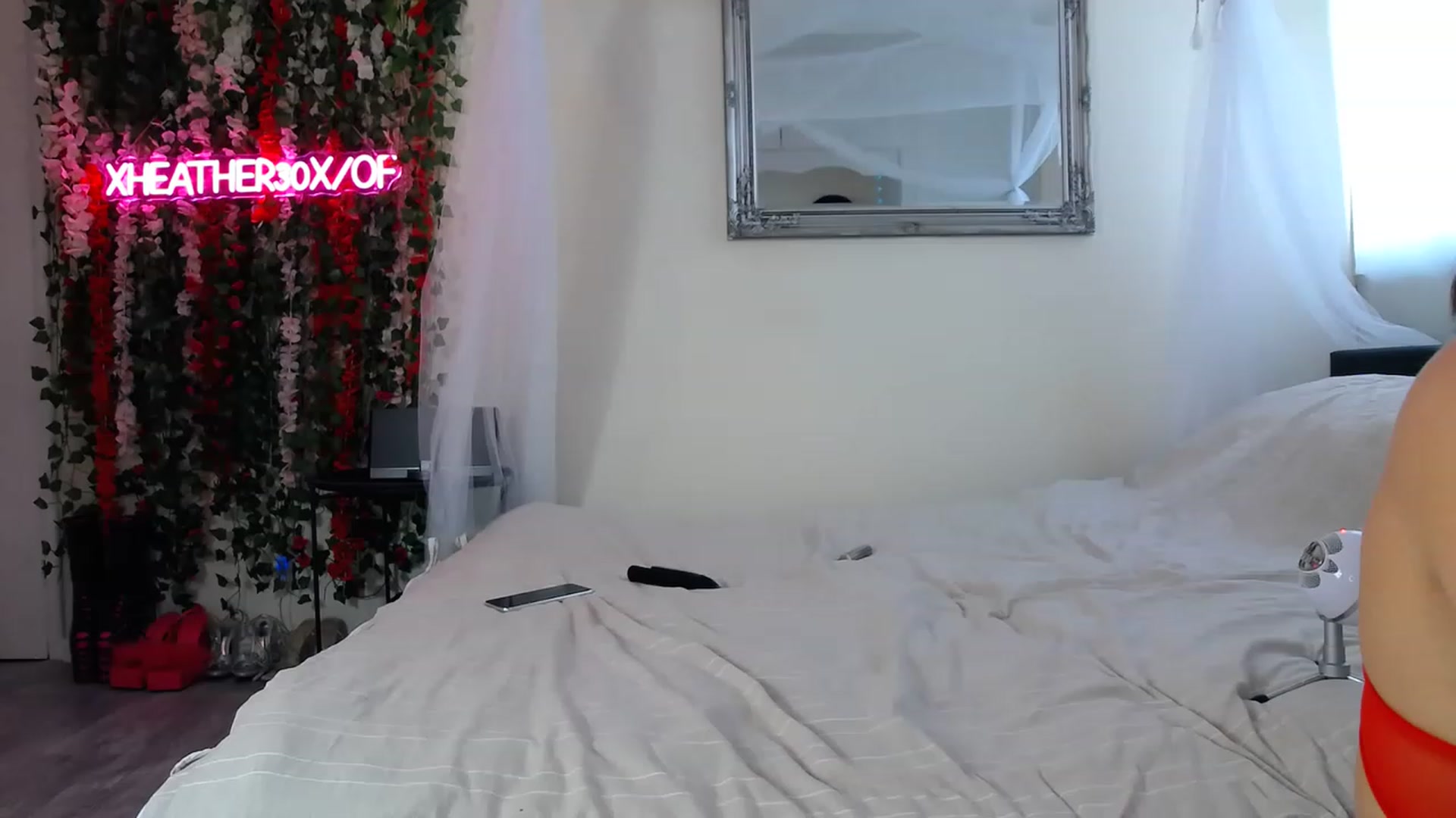 Gallery image thumbnail from Xheather30x's myfreecams stream on, 06/13/2023, 09:08 image 14 of 20