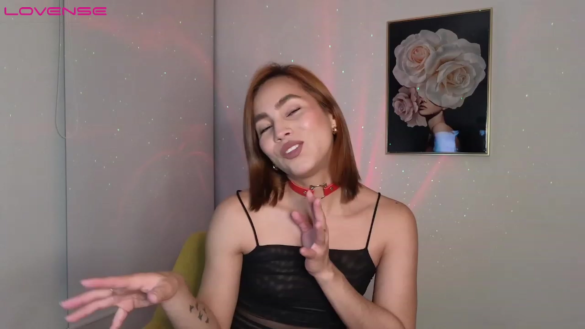 Gallery image thumbnail from Xialing's myfreecams stream on, 08/06/2023, 24:03 image 9 of 20