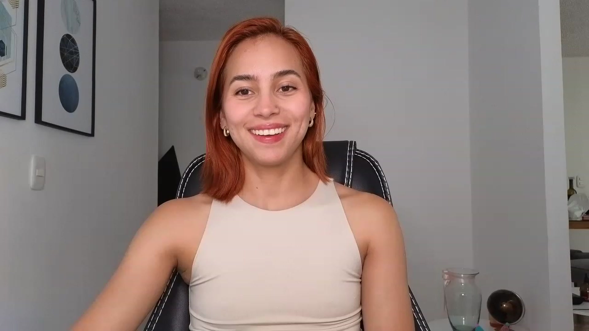 Gallery image thumbnail from Xialing's myfreecams stream on, 08/17/2023, 20:56 image 2 of 20