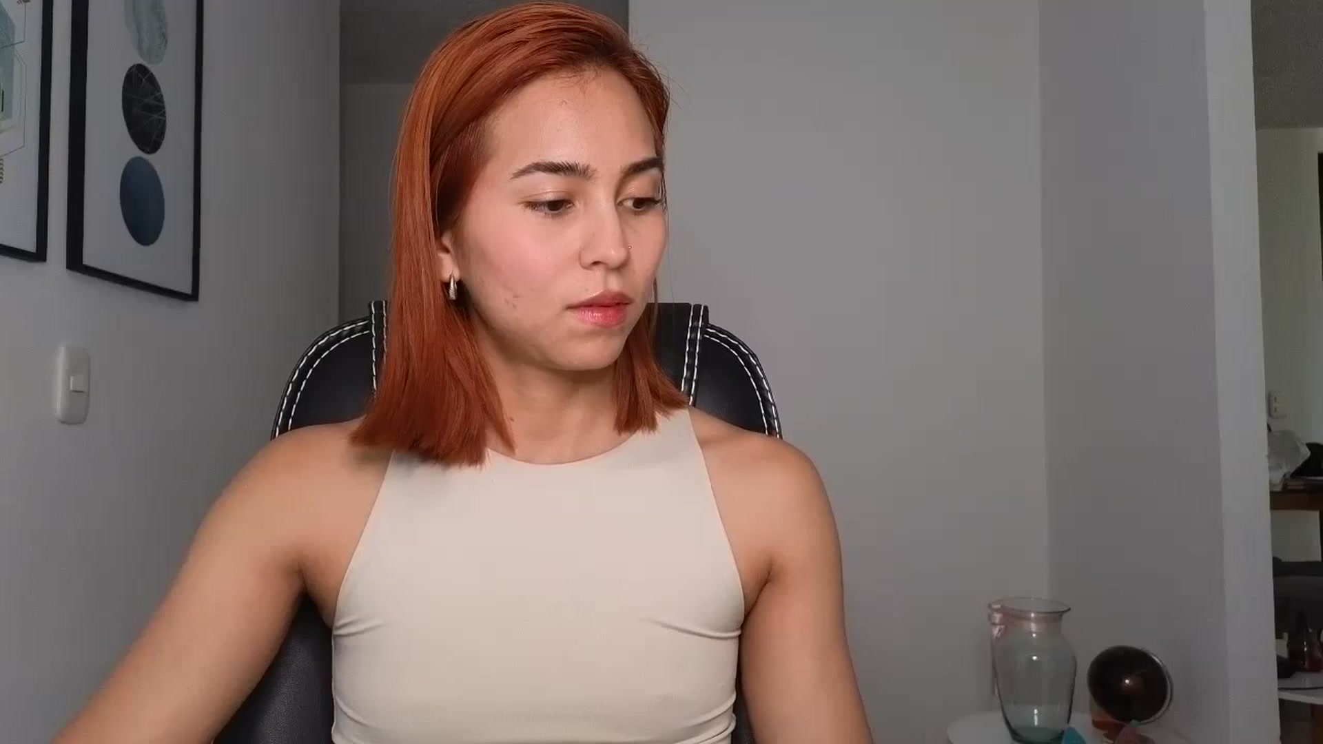 Gallery image thumbnail from Xialing's myfreecams stream on, 08/17/2023, 23:29 image 8 of 20