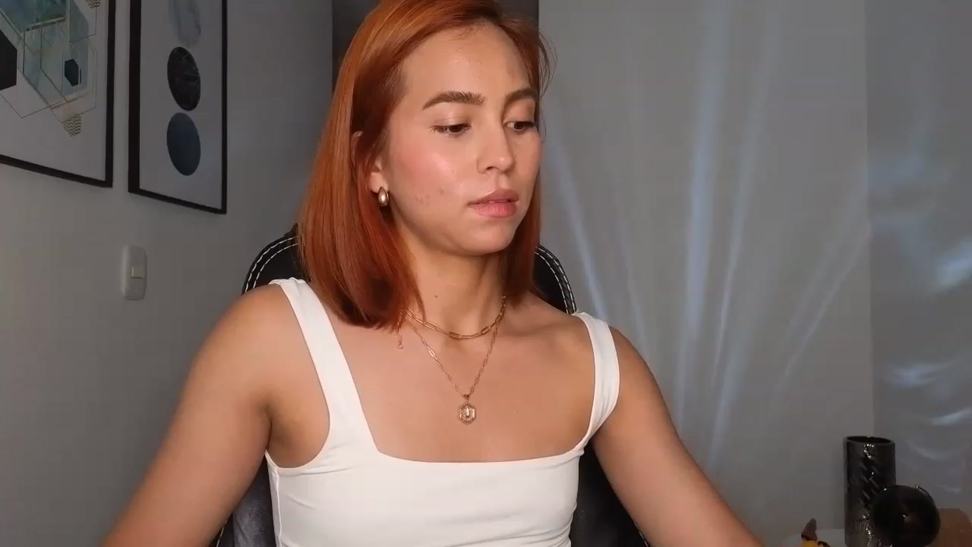 Gallery image thumbnail from Xialing's myfreecams stream on, 08/23/2023, 23:18 image 16 of 20