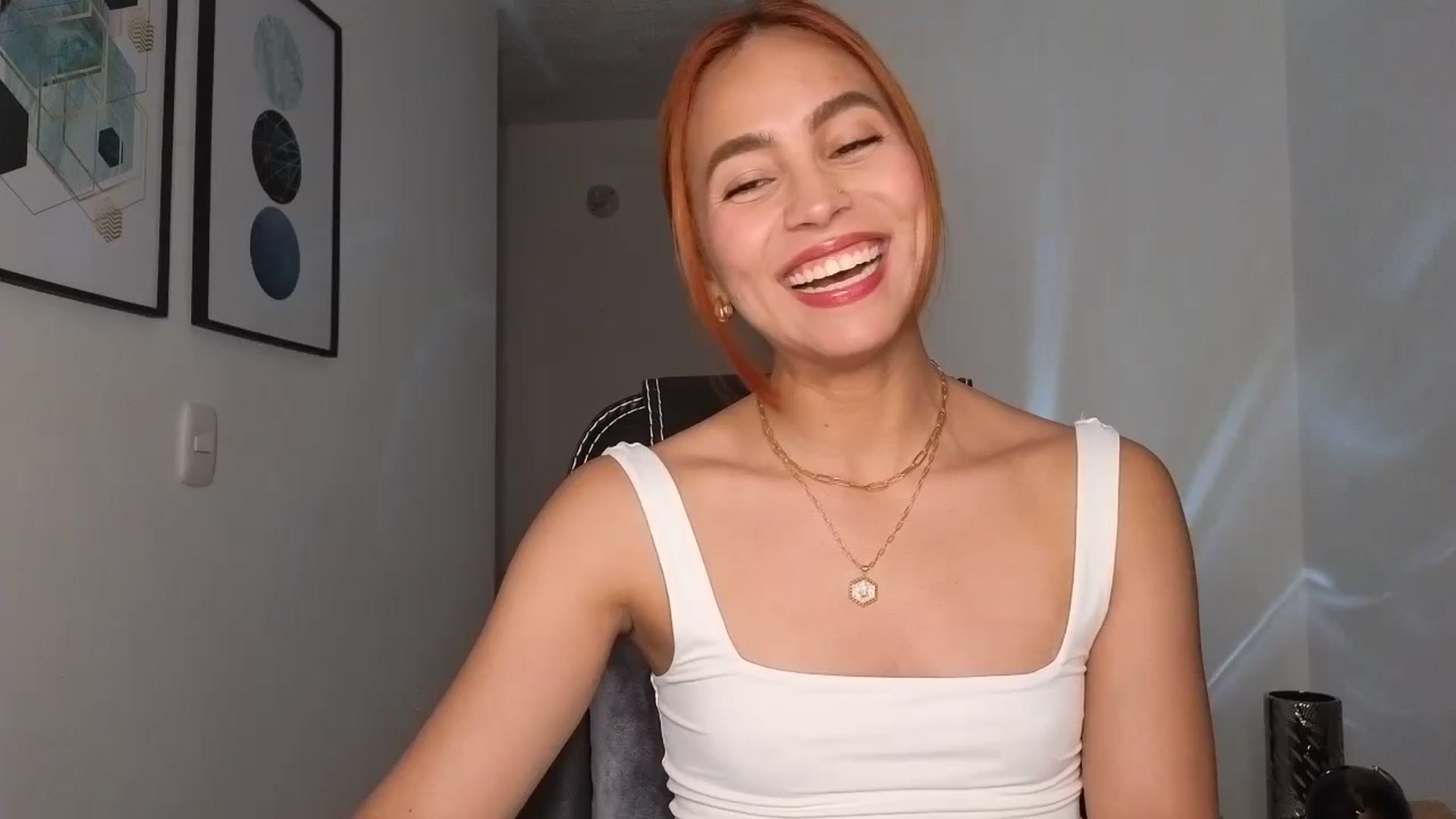 Gallery image thumbnail from Xialing's myfreecams stream on, 08/24/2023, 01:02 image 16 of 20