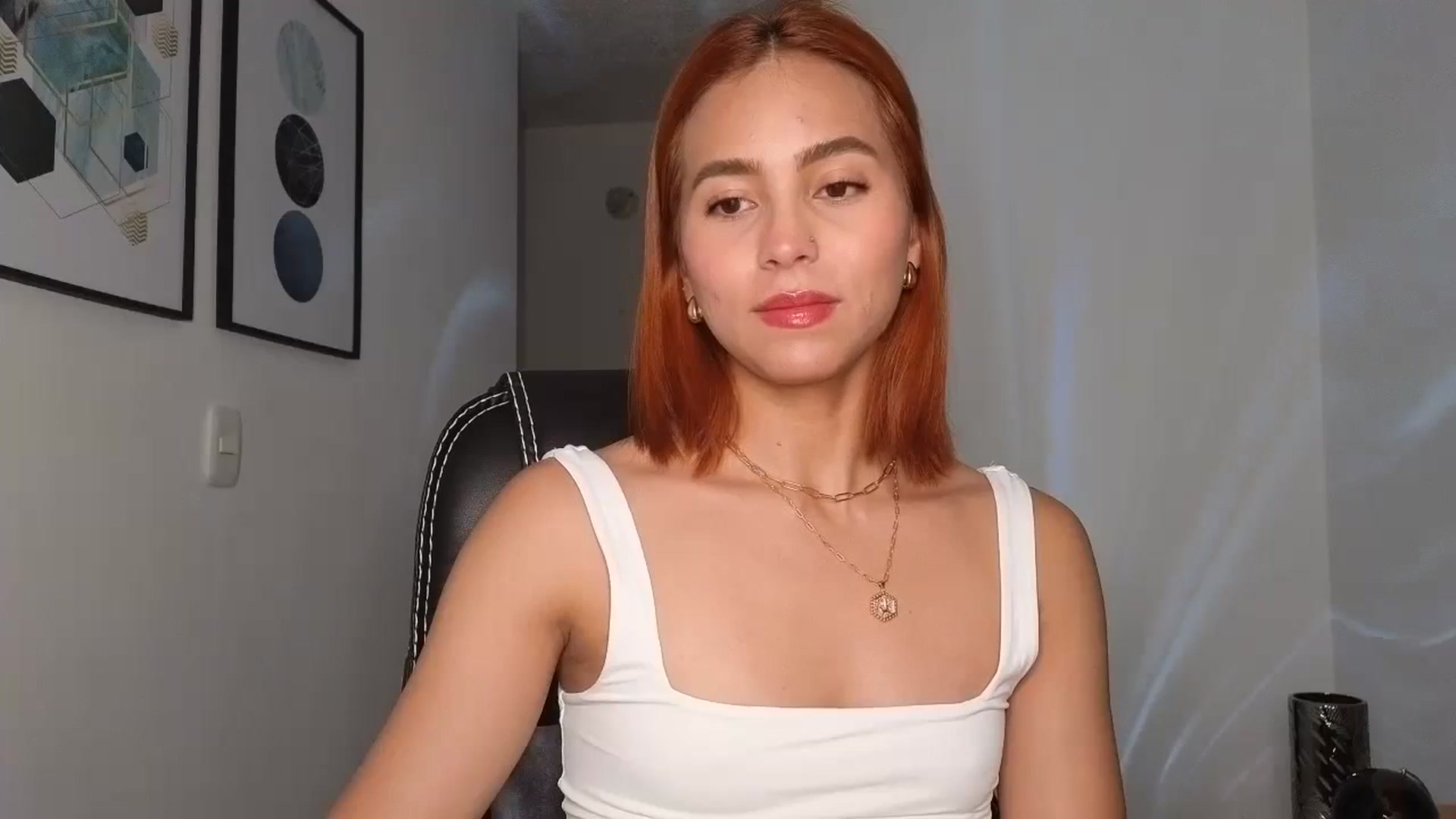 Gallery image thumbnail from Xialing's myfreecams stream on, 08/24/2023, 01:02 image 4 of 20