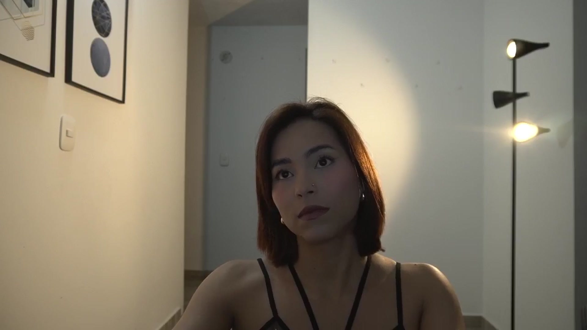 Gallery image thumbnail from Xialing's myfreecams stream on, 06/25/2024, 23:51 image 13 of 20