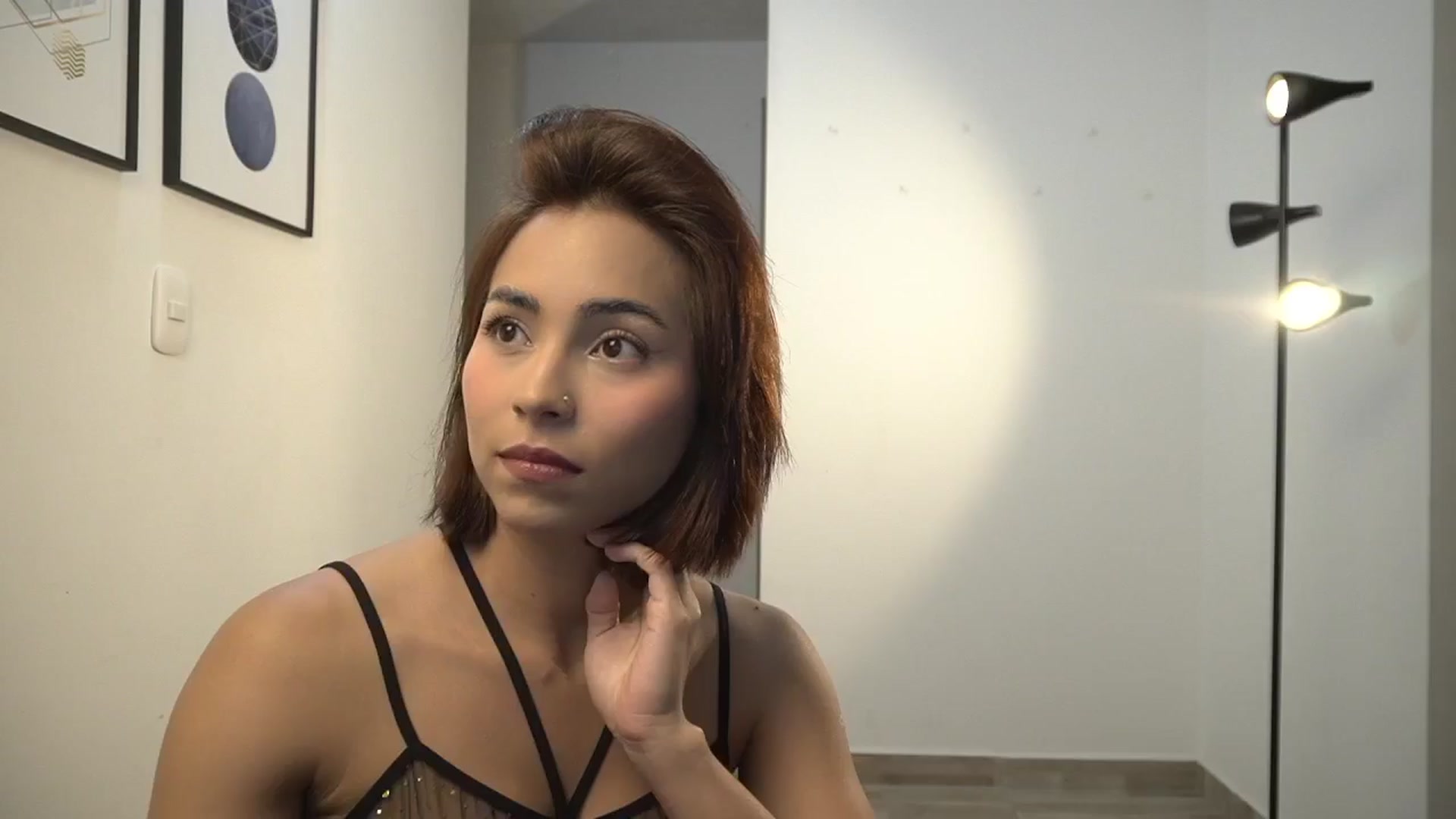 Gallery image thumbnail from Xialing's myfreecams stream on, 06/26/2024, 01:00 image 10 of 20