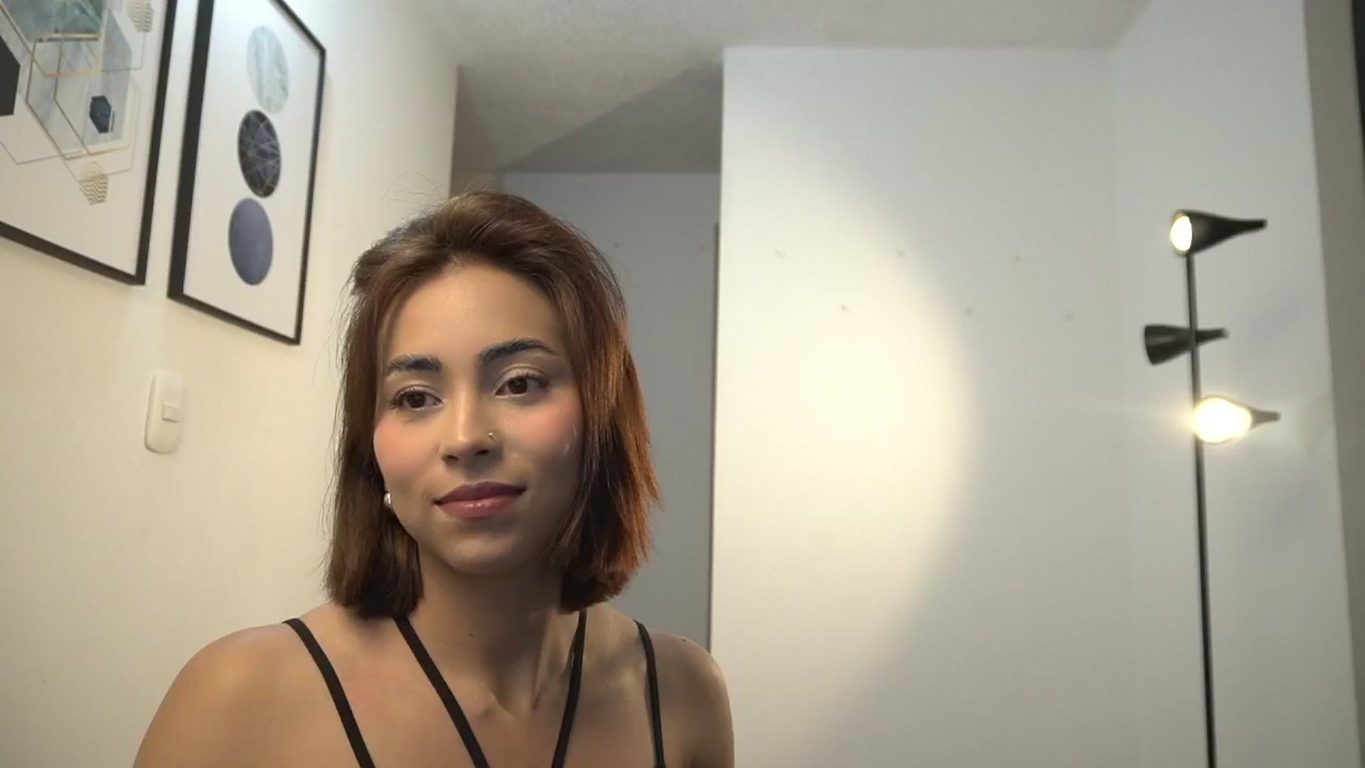 Gallery image thumbnail from Xialing's myfreecams stream on, 06/26/2024, 01:00 image 13 of 20