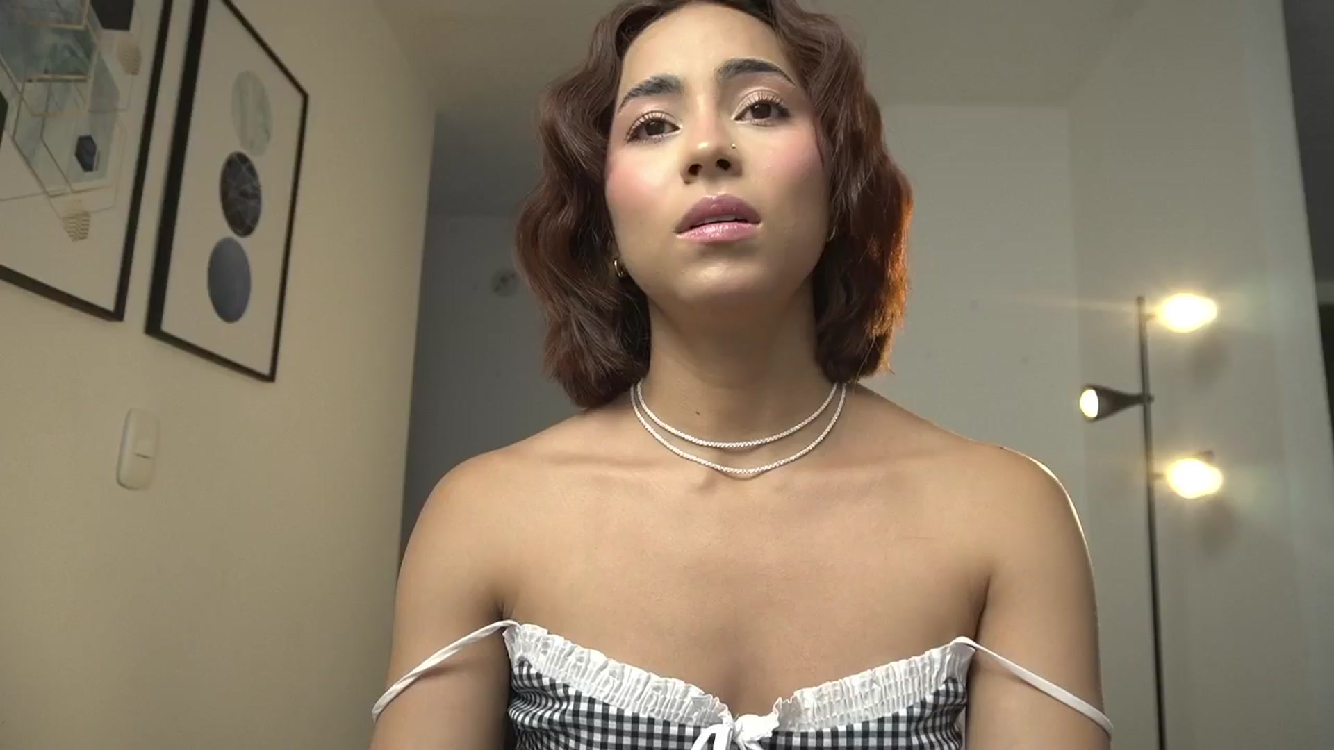 Gallery image thumbnail from Xialing's myfreecams stream on, 07/01/2024, 21:18 image 4 of 20