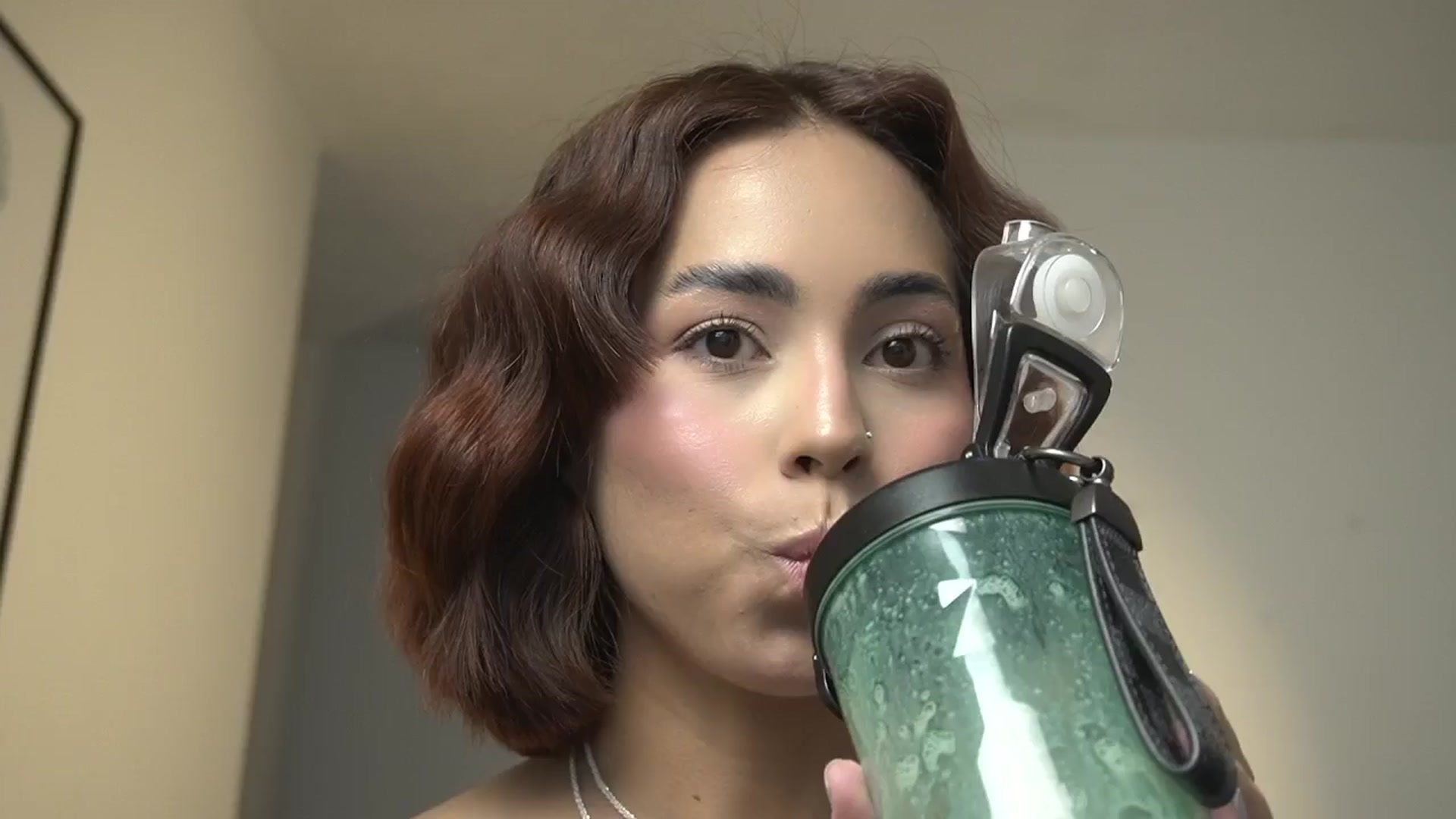 Gallery image thumbnail from Xialing's myfreecams stream on, 07/01/2024, 22:07 image 8 of 20