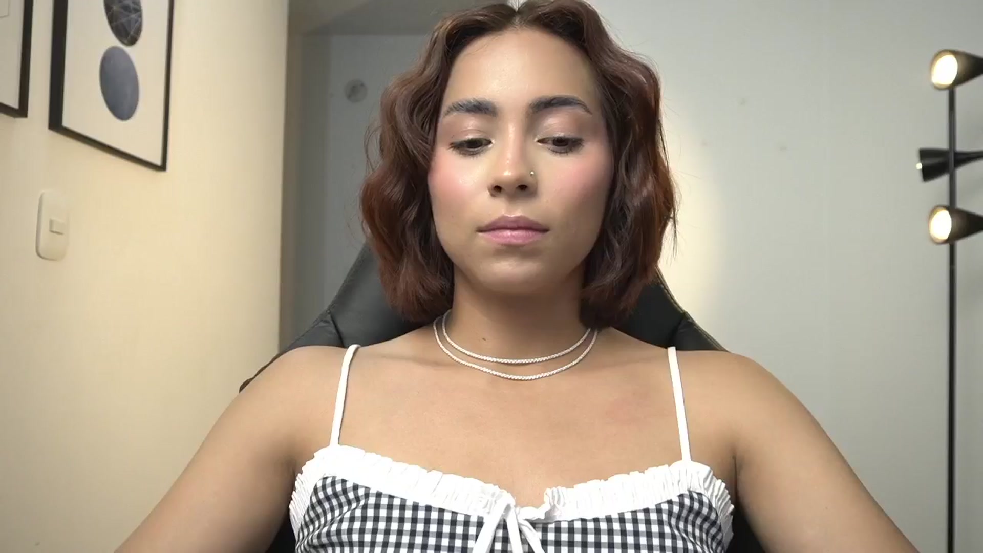 Gallery image thumbnail from Xialing's myfreecams stream on, 07/02/2024, 24:05 image 5 of 20