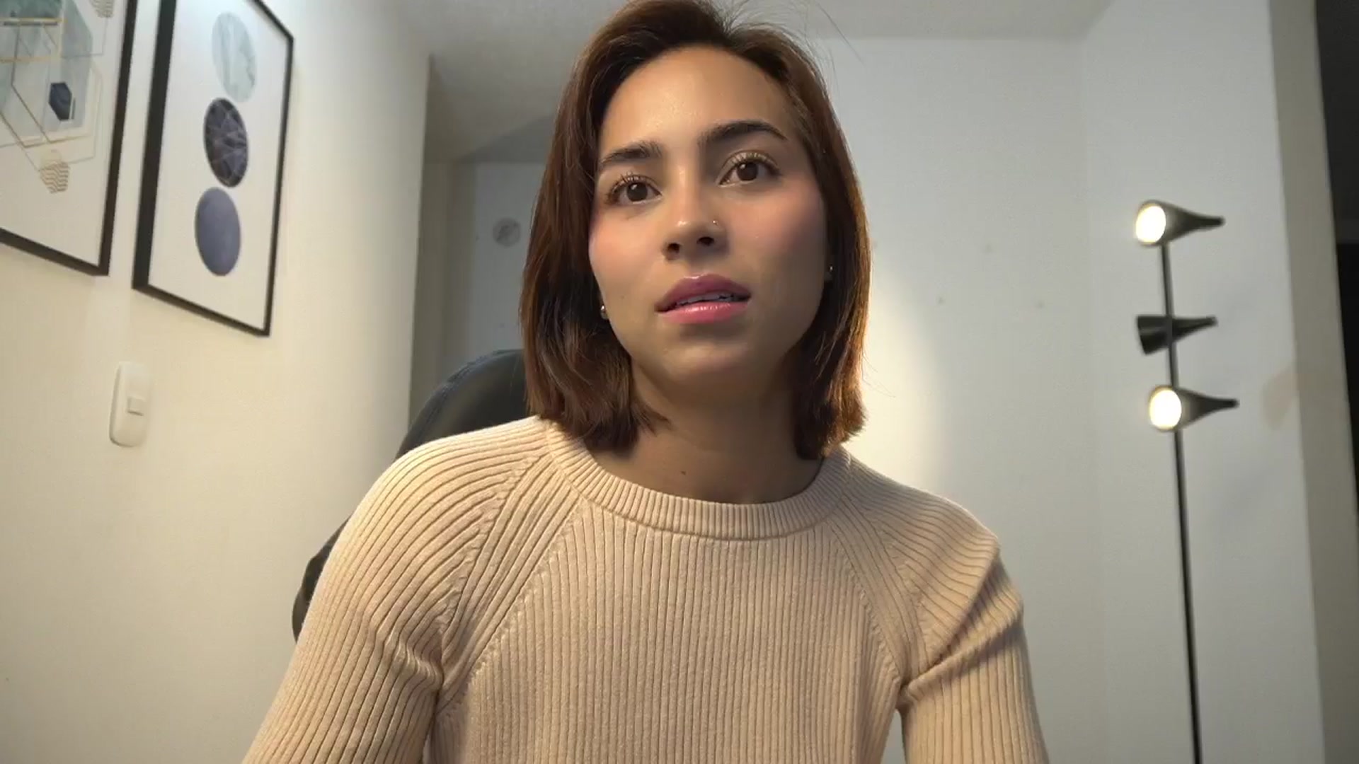 Gallery image thumbnail from Xialing's myfreecams stream on, 07/12/2024, 23:57 image 2 of 20