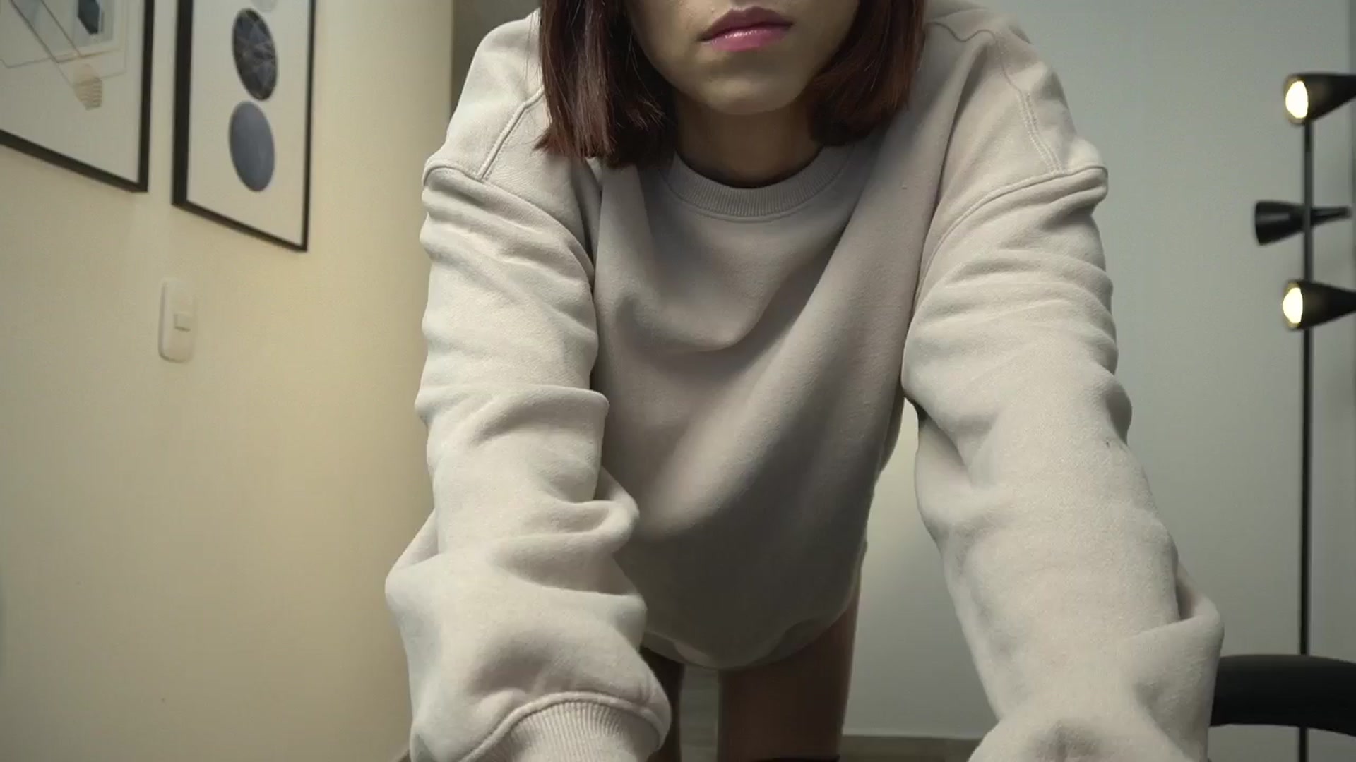 Gallery image thumbnail from Xialing's myfreecams stream on, 07/14/2024, 21:37 image 8 of 20