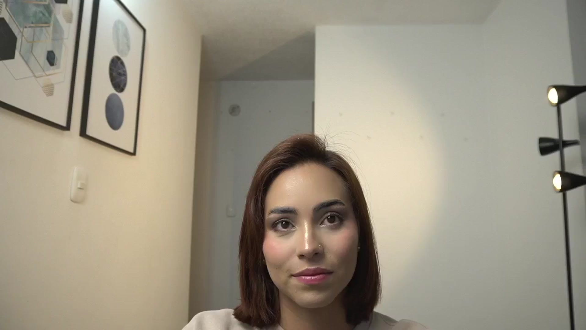 Gallery image thumbnail from Xialing's myfreecams stream on, 07/14/2024, 21:37 image 10 of 20