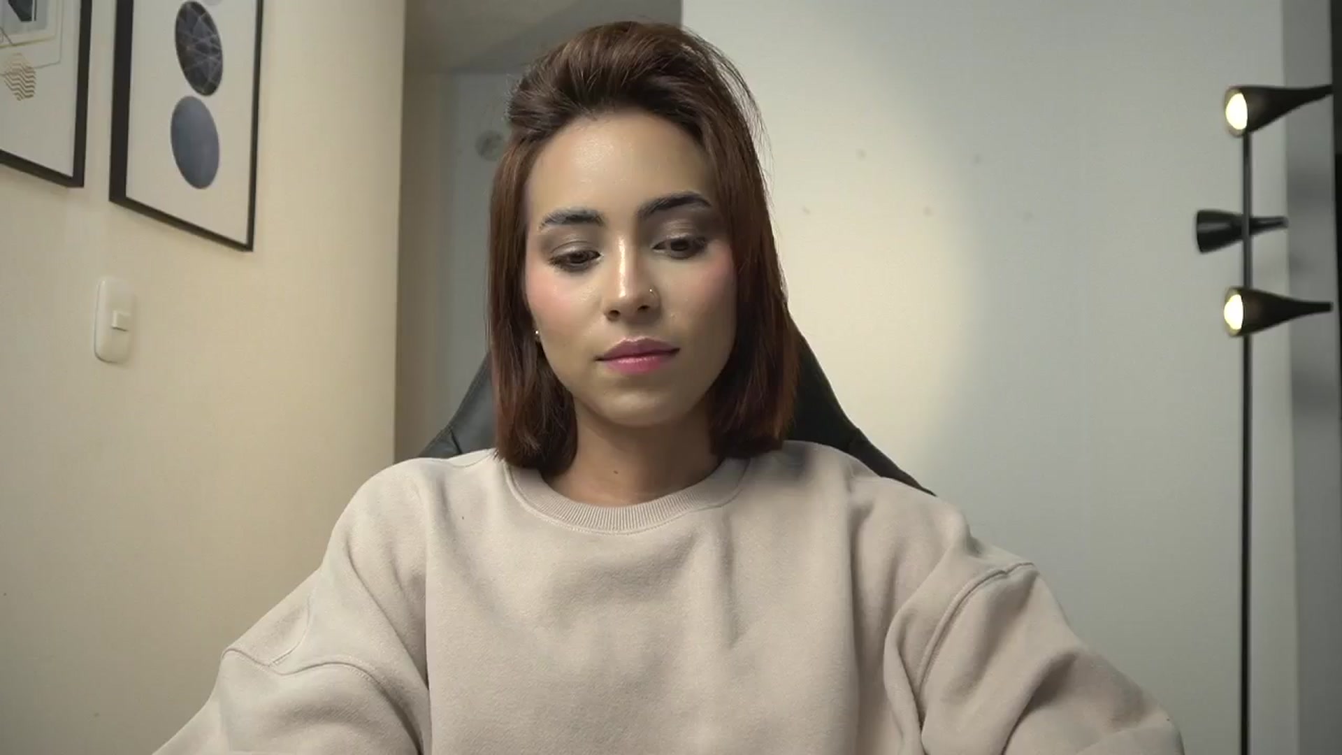 Gallery image thumbnail from Xialing's myfreecams stream on, 07/14/2024, 23:02 image 9 of 20