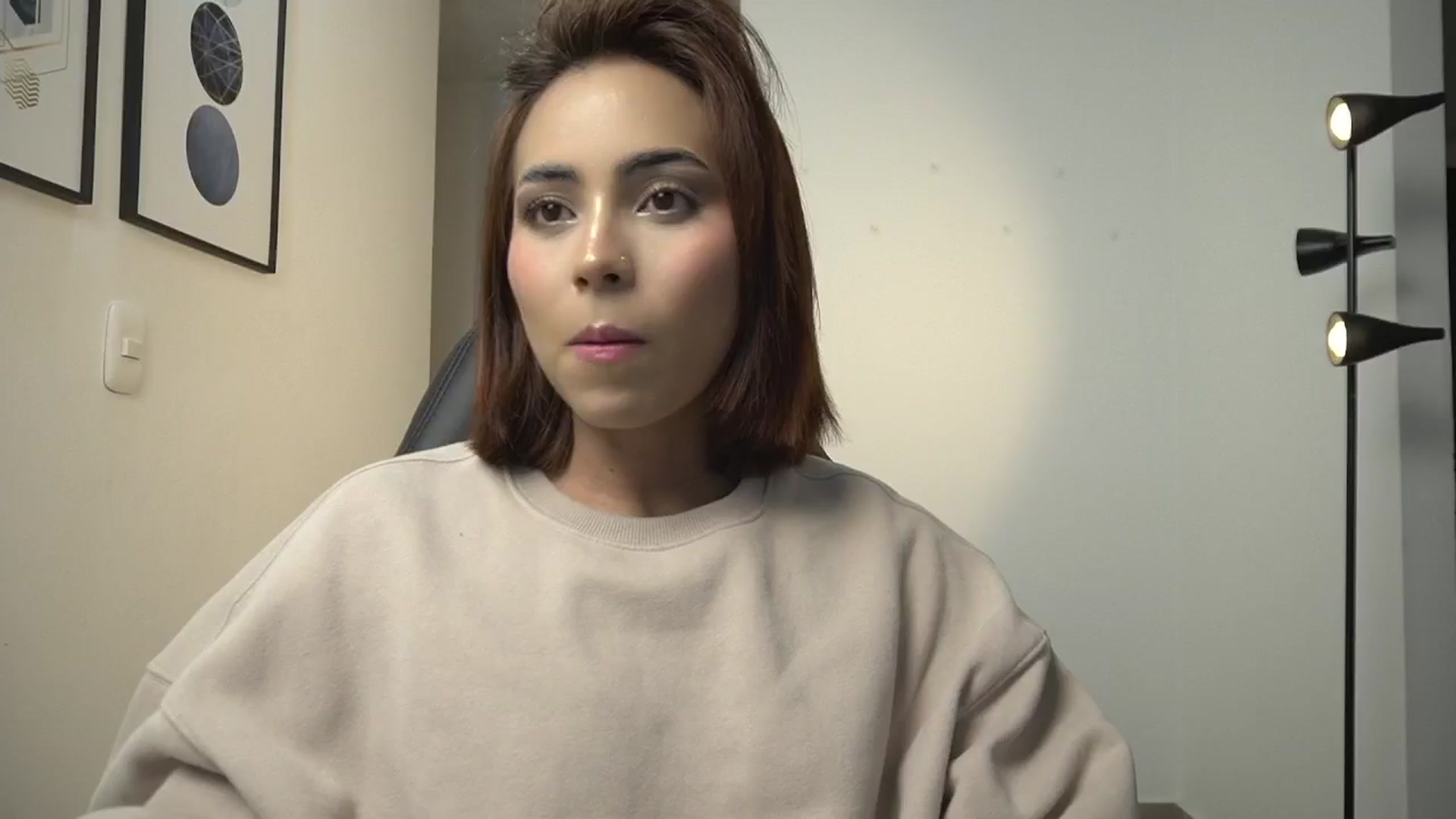 Gallery image thumbnail from Xialing's myfreecams stream on, 07/14/2024, 23:02 image 11 of 20