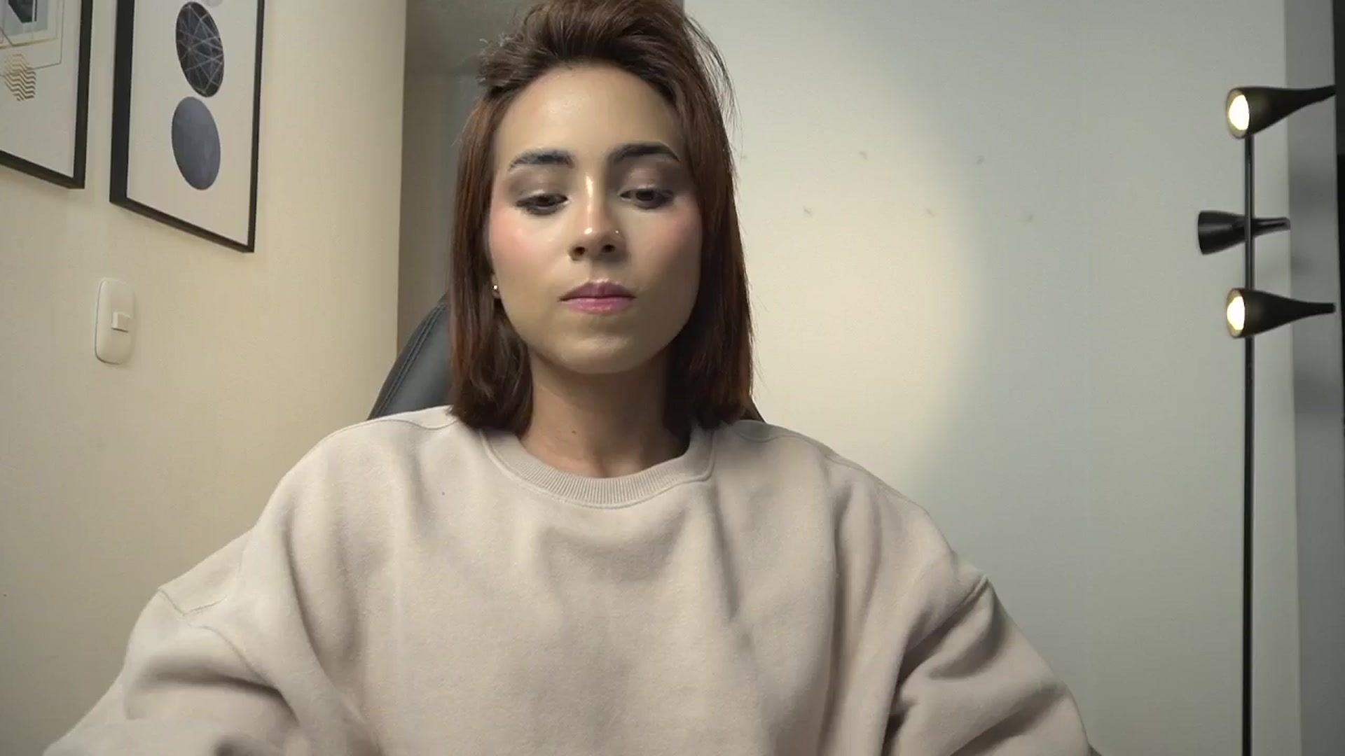 Gallery image thumbnail from Xialing's myfreecams stream on, 07/14/2024, 23:02 image 12 of 20