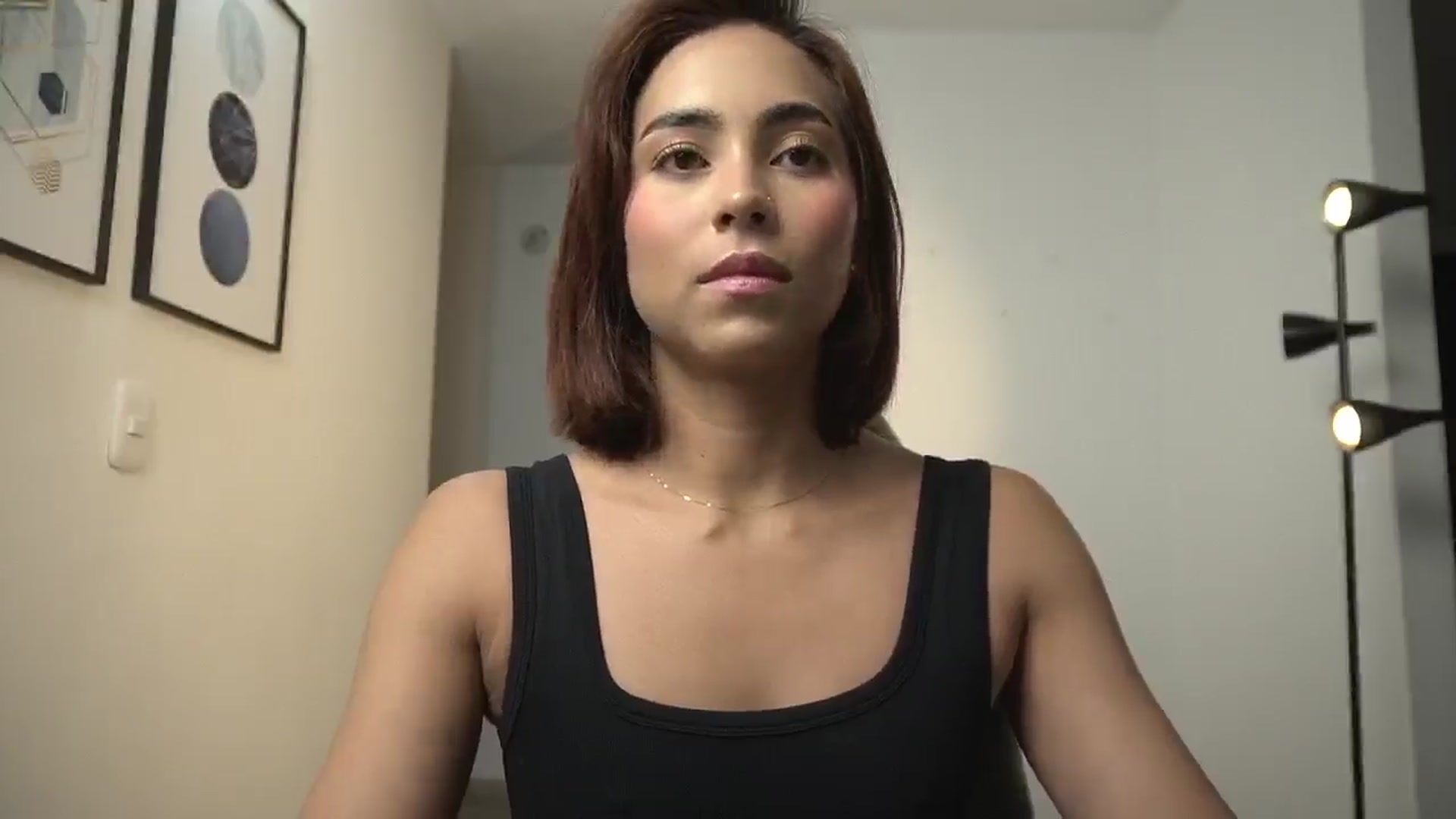 Gallery image thumbnail from Xialing's myfreecams stream on, 07/15/2024, 23:03 image 4 of 20