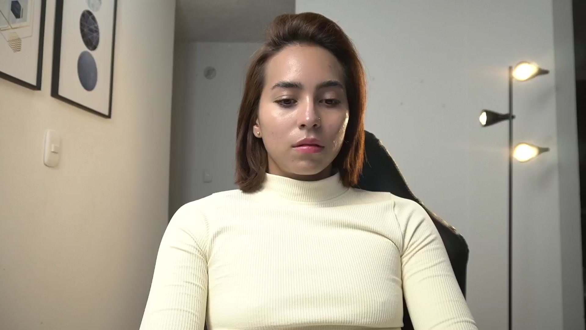 Gallery image thumbnail from Xialing's myfreecams stream on, 07/17/2024, 23:04 image 20 of 20