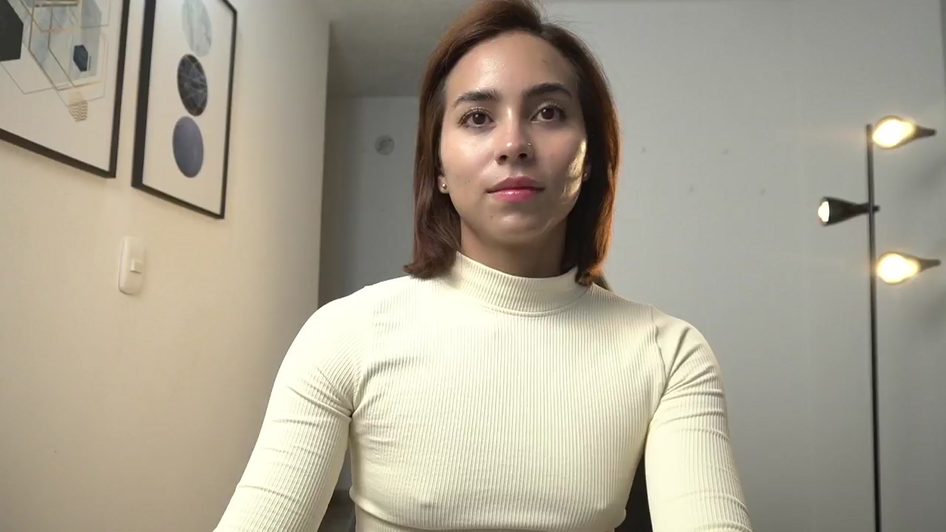 Gallery image thumbnail from Xialing's myfreecams stream on, 07/17/2024, 23:04 image 11 of 20