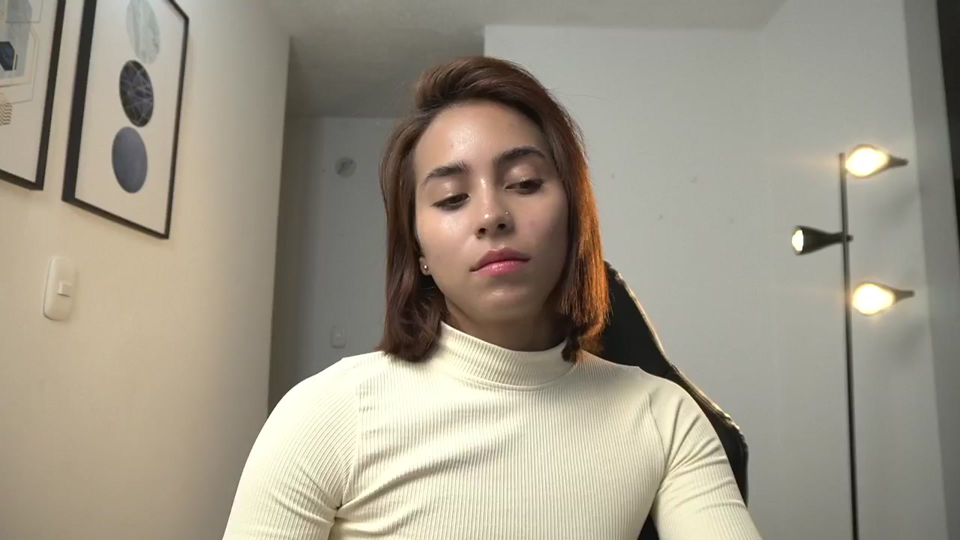 Gallery image thumbnail from Xialing's myfreecams stream on, 07/18/2024, 24:39 image 1 of 20
