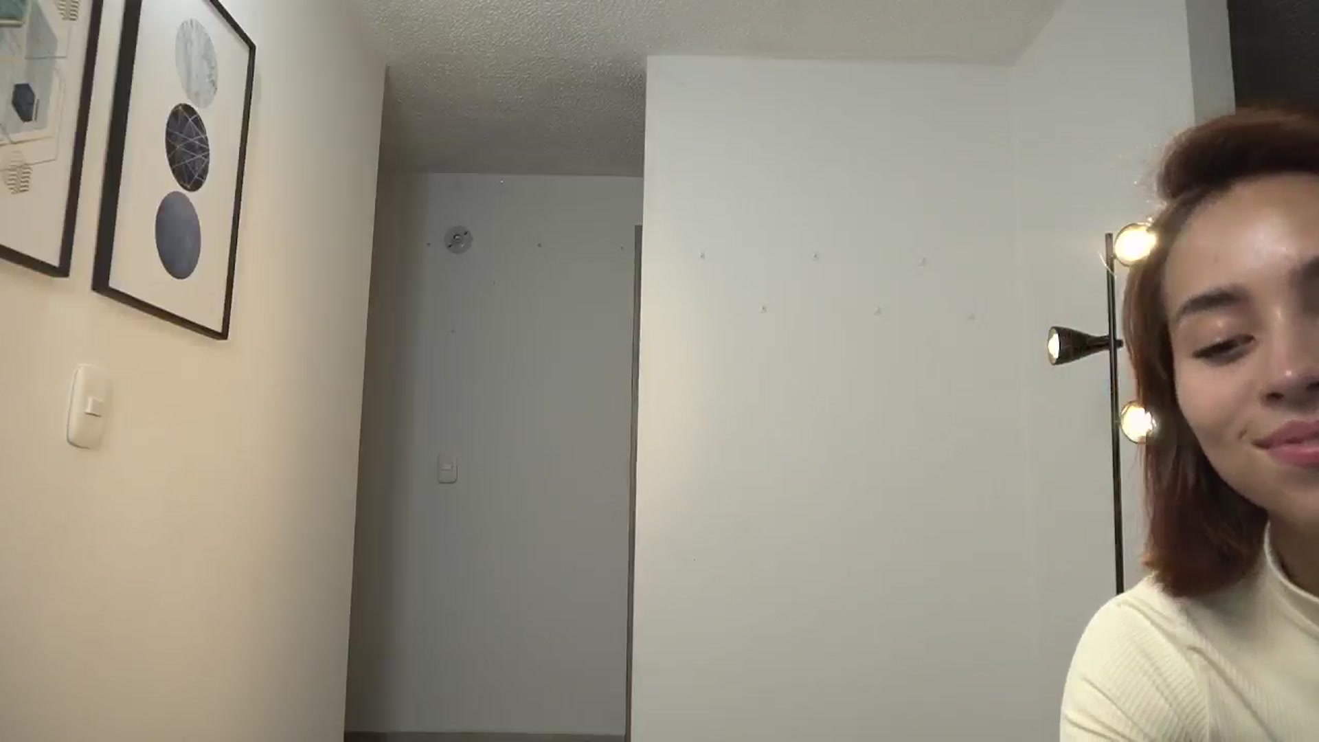 Gallery image thumbnail from Xialing's myfreecams stream on, 07/18/2024, 24:39 image 9 of 20