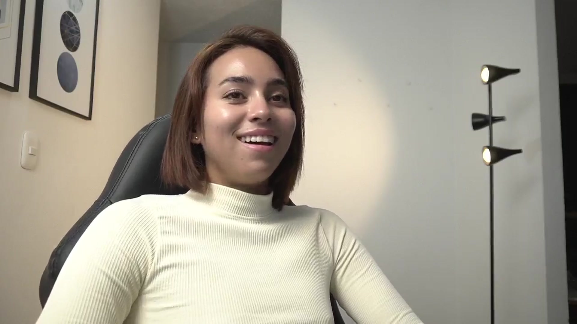 Gallery image thumbnail from Xialing's myfreecams stream on, 07/18/2024, 24:39 image 20 of 20