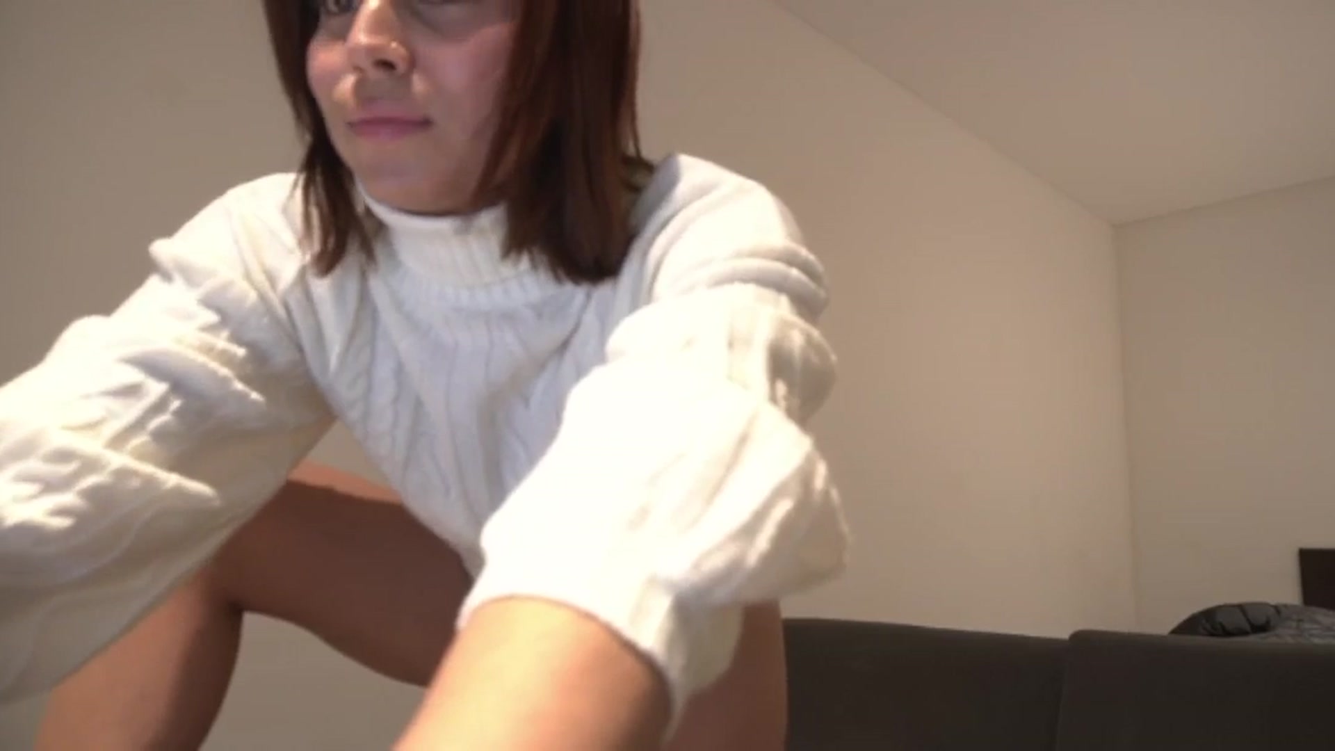 Gallery image thumbnail from Xialing's myfreecams stream on, 08/21/2024, 01:06 image 17 of 20