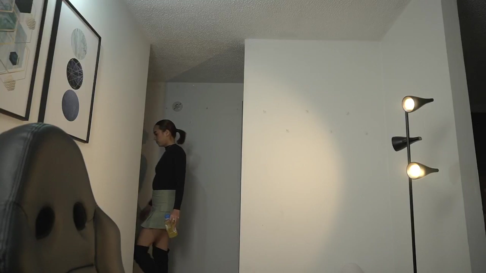 Gallery image thumbnail from Xialing's myfreecams stream on, 08/27/2024, 23:24 image 9 of 20