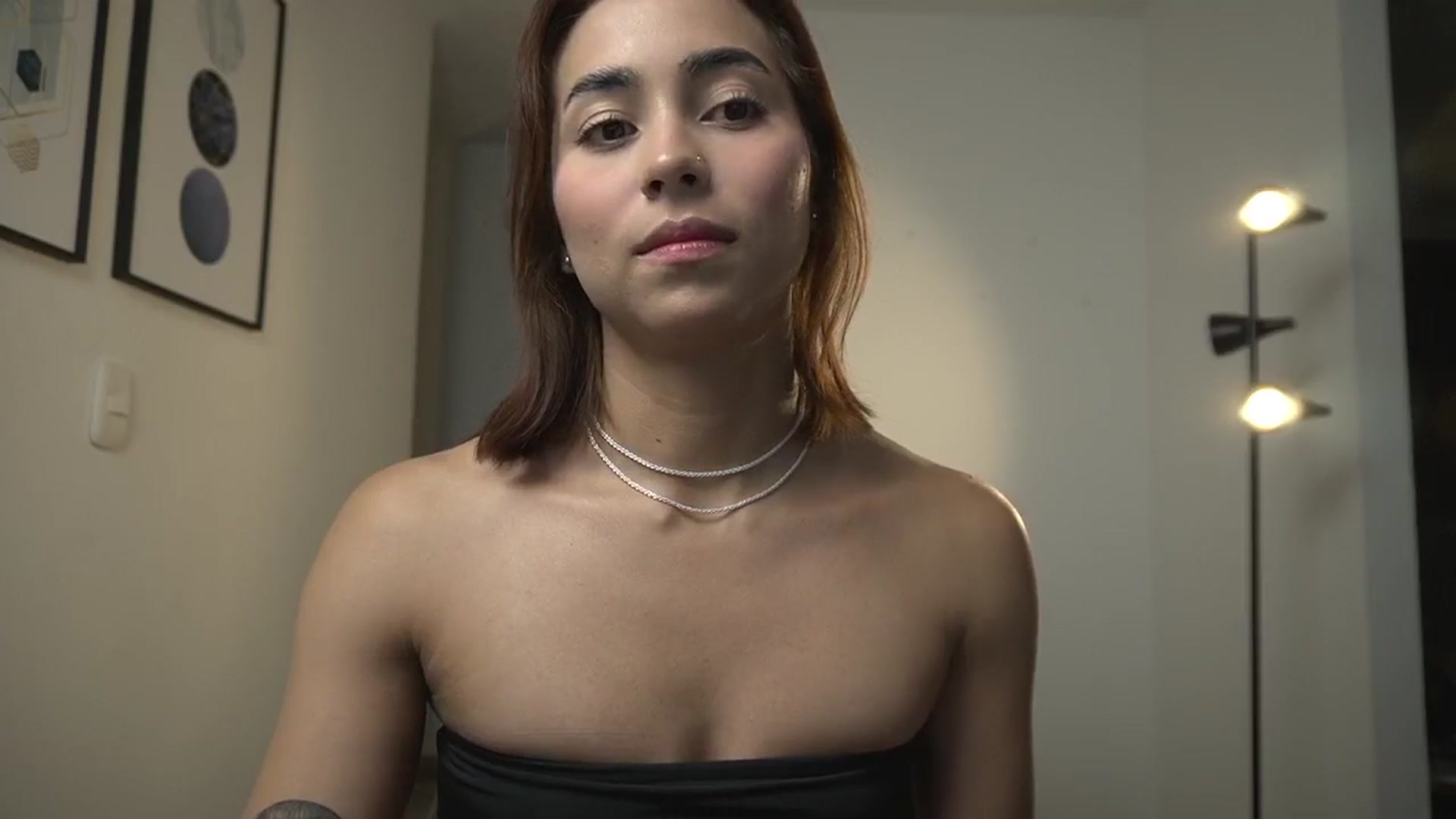 Gallery image thumbnail from Xialing's myfreecams stream on, 09/04/2024, 24:50 image 17 of 20