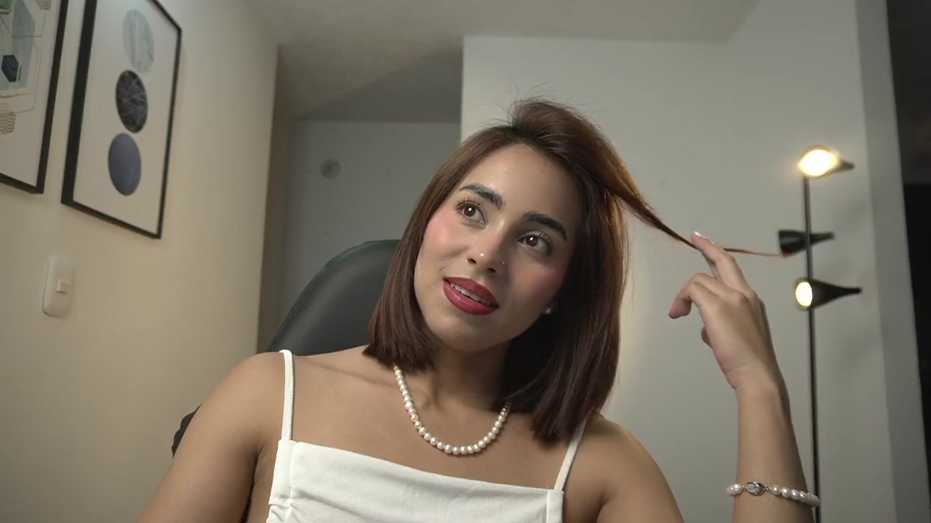 Gallery image thumbnail from Xialing's myfreecams stream on, 09/06/2024, 22:13 image 20 of 20