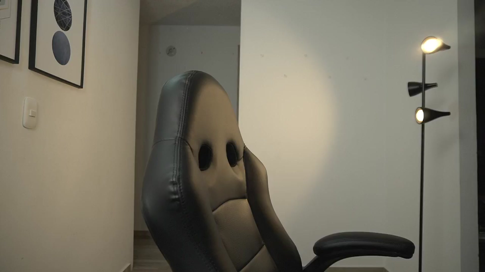 Gallery image thumbnail from Xialing's myfreecams stream on, 09/06/2024, 23:20 image 1 of 20