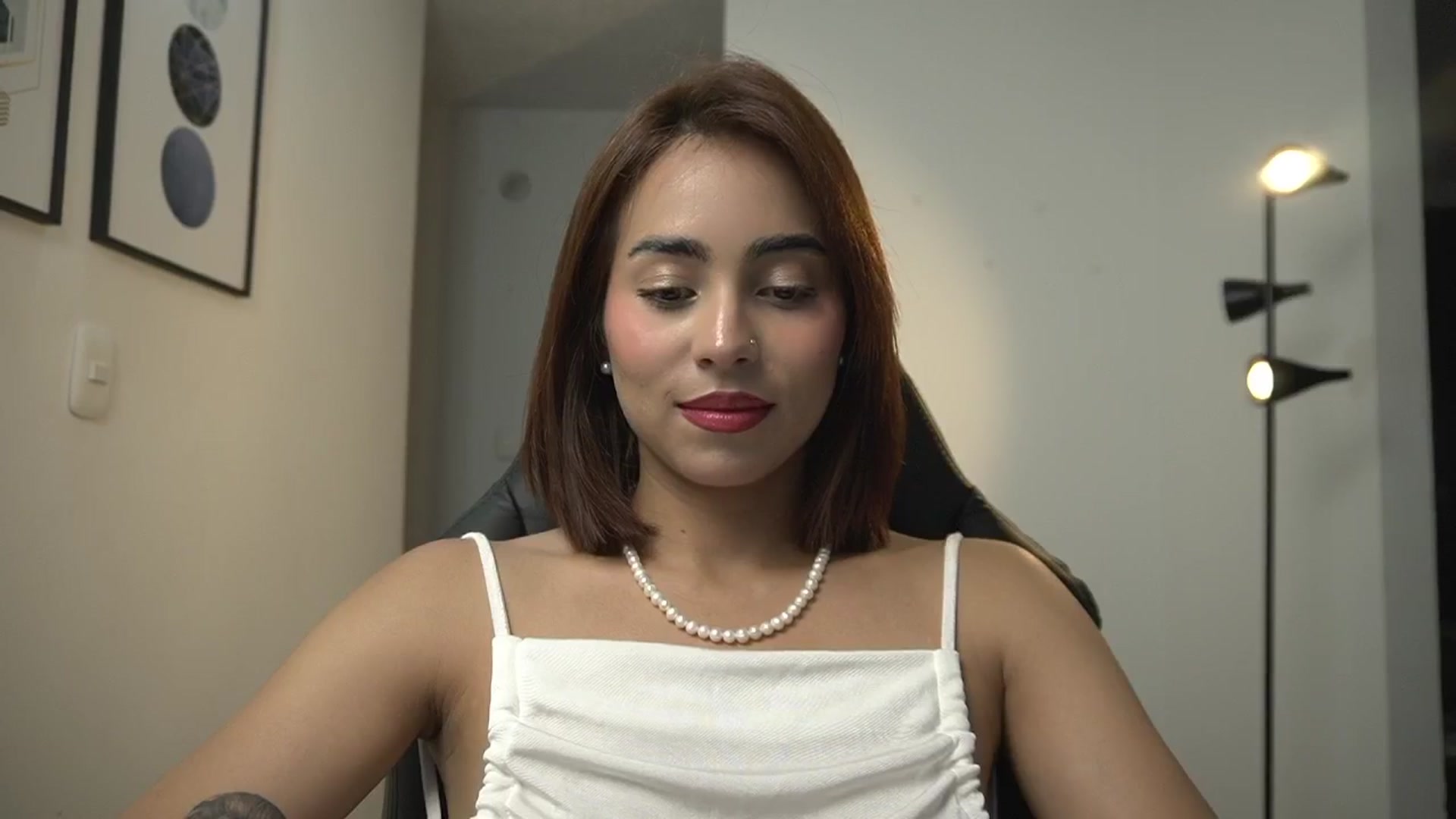 Gallery image thumbnail from Xialing's myfreecams stream on, 09/06/2024, 23:20 image 3 of 20