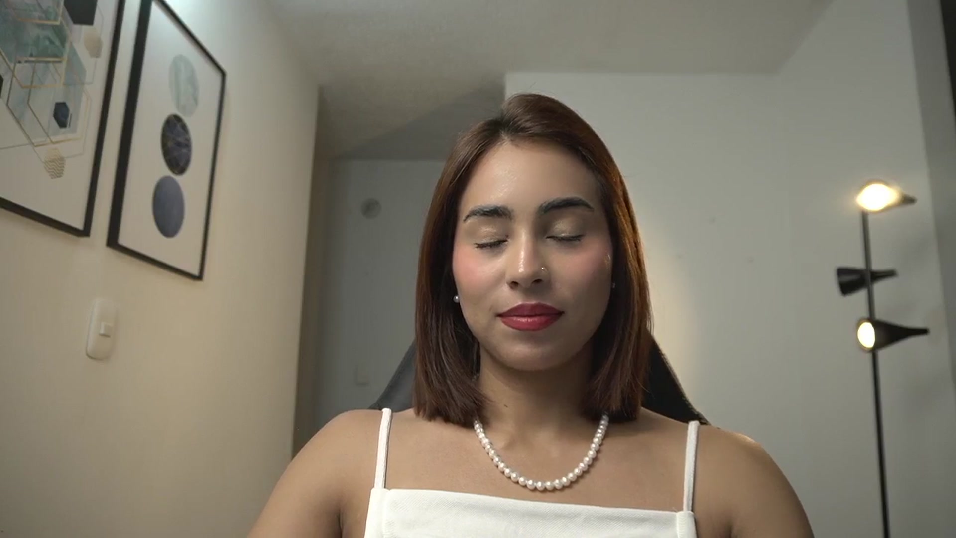 Gallery image thumbnail from Xialing's myfreecams stream on, 09/07/2024, 24:01 image 9 of 20