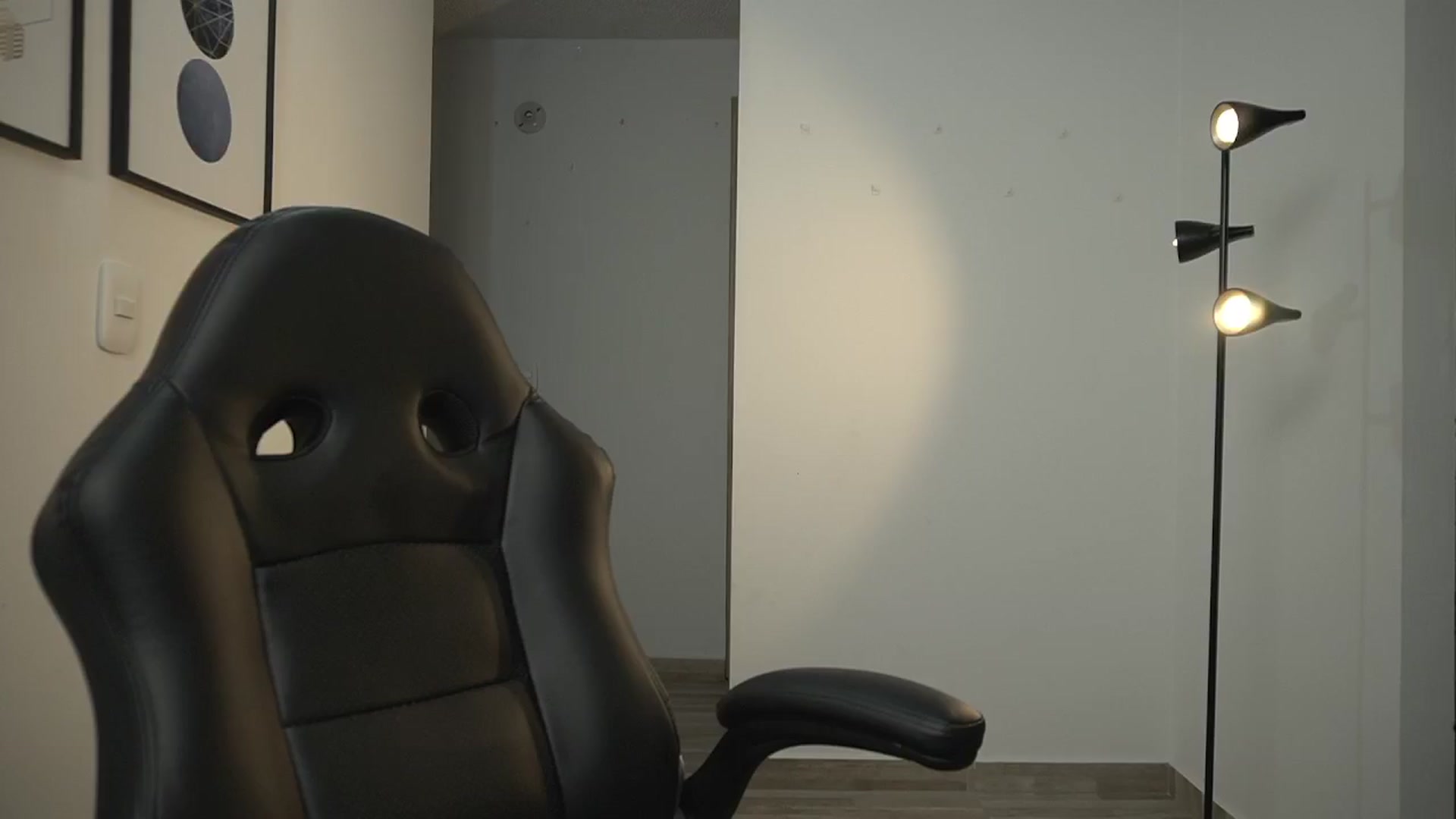 Gallery image thumbnail from Xialing's myfreecams stream on, 09/11/2024, 22:46 image 13 of 20
