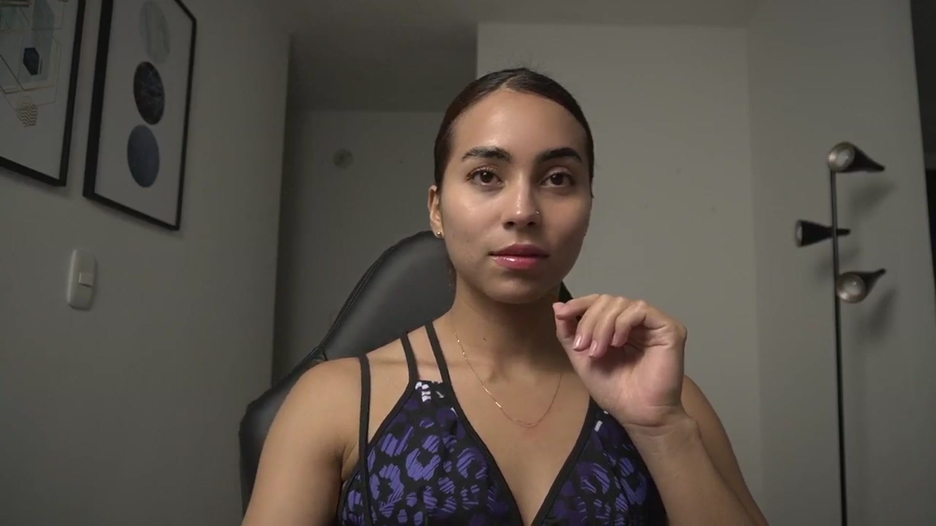 Gallery image thumbnail from Xialing's myfreecams stream on, 09/13/2024, 21:13 image 10 of 20