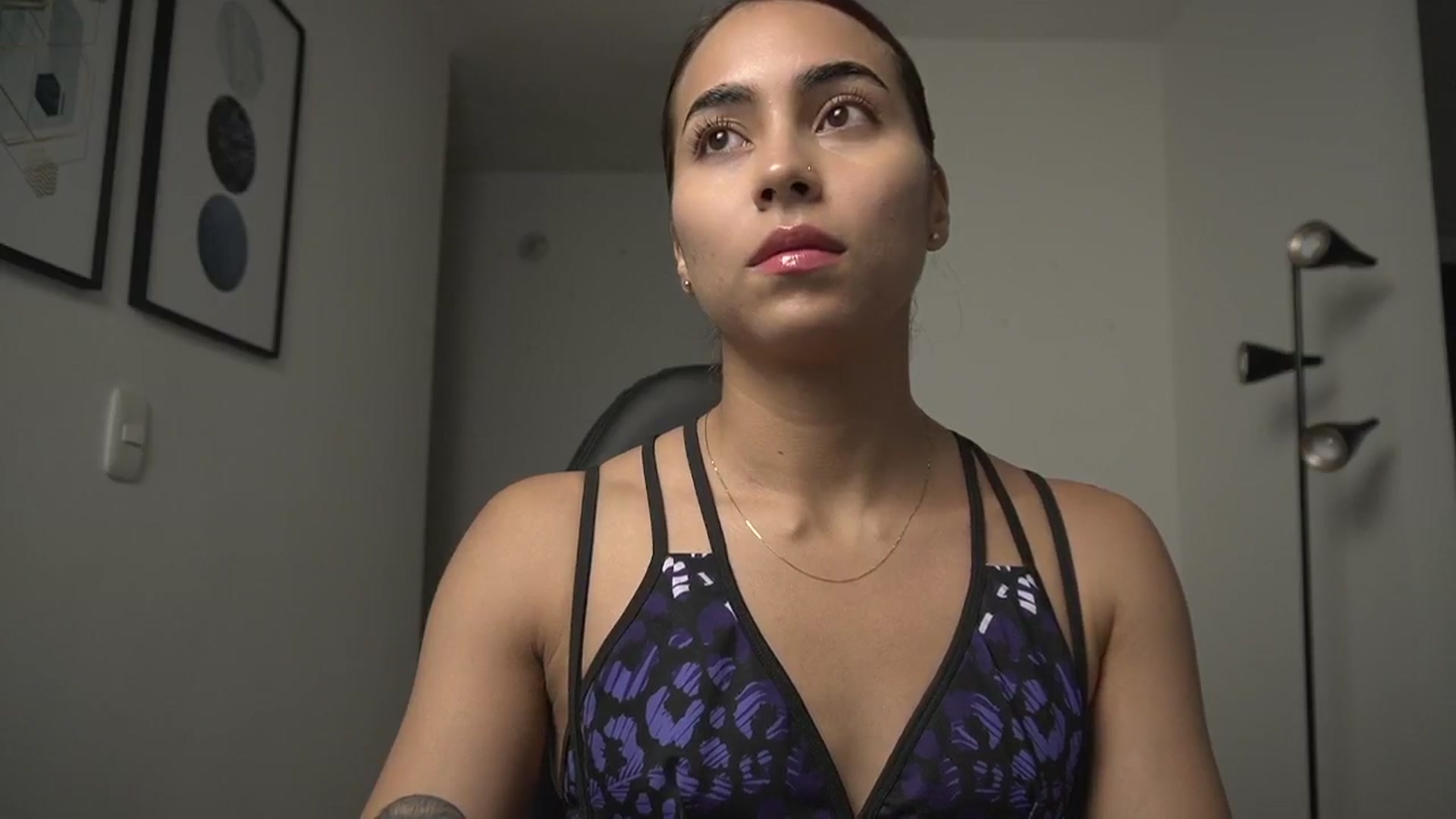Gallery image thumbnail from Xialing's myfreecams stream on, 09/13/2024, 21:13 image 4 of 20