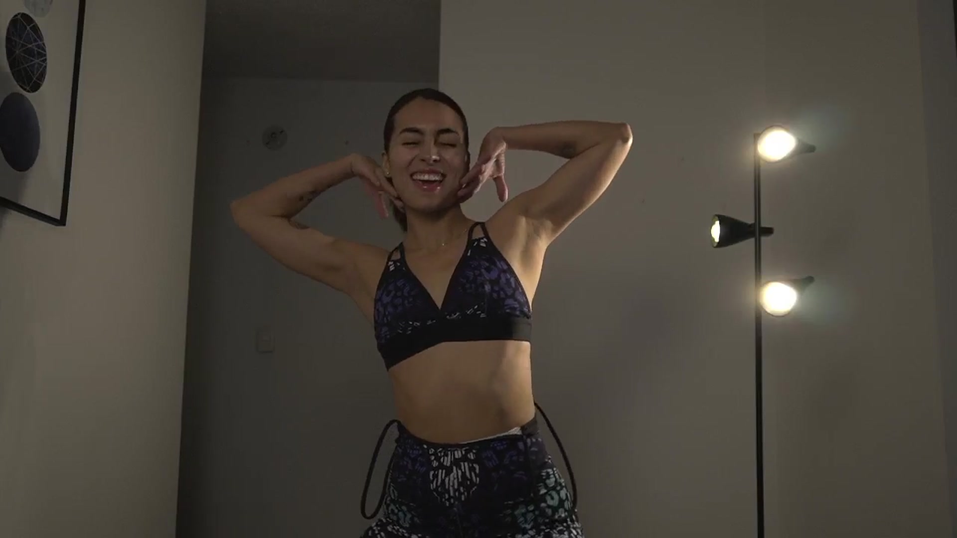 Gallery image thumbnail from Xialing's myfreecams stream on, 09/14/2024, 24:29 image 2 of 20
