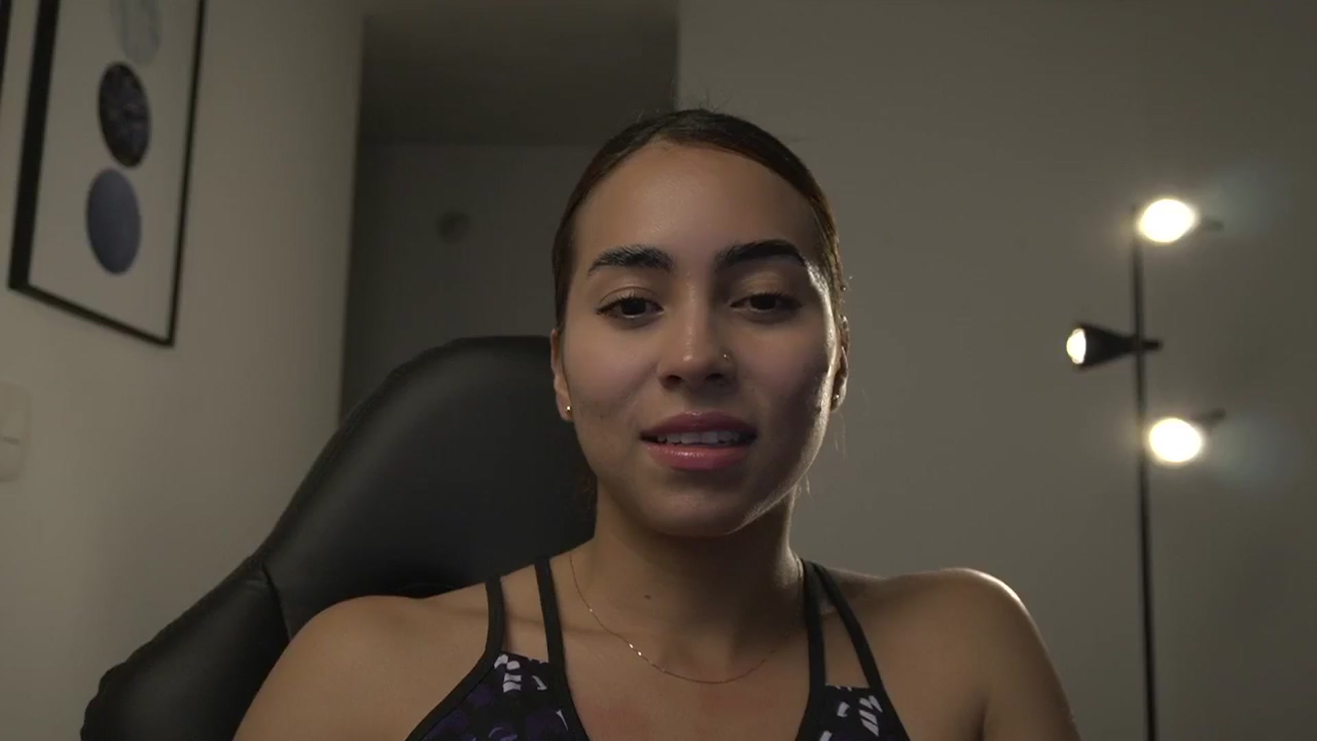 Gallery image thumbnail from Xialing's myfreecams stream on, 09/14/2024, 24:29 image 13 of 20