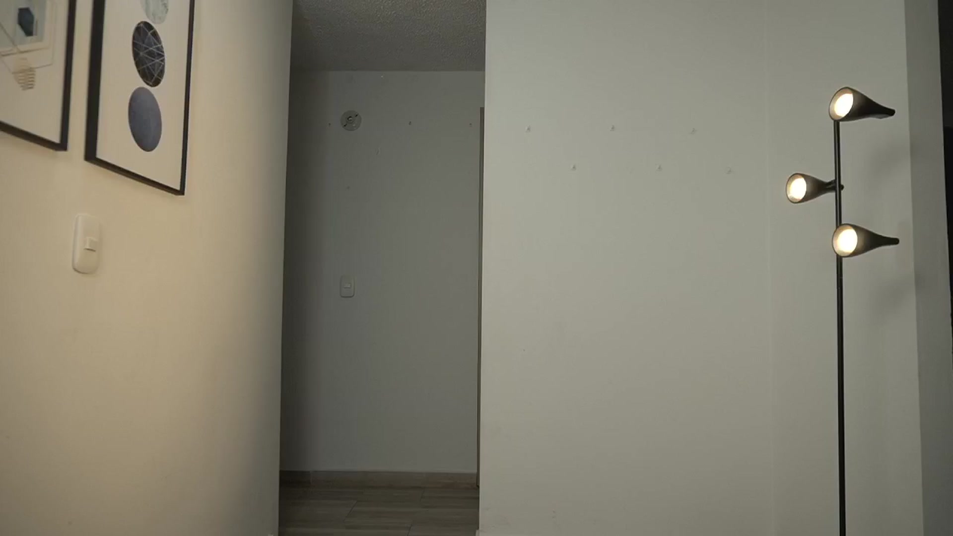 Gallery image thumbnail from Xialing's myfreecams stream on, 09/17/2024, 05:05 image 8 of 20