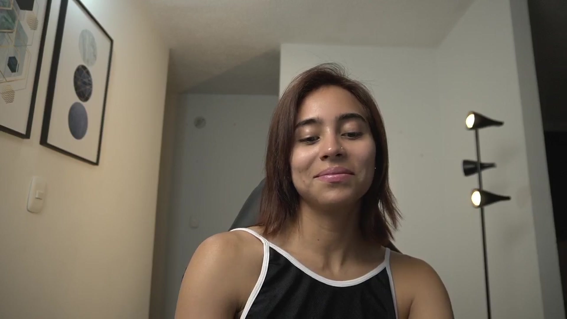 Gallery image thumbnail from Xialing's myfreecams stream on, 09/18/2024, 24:02 image 8 of 20