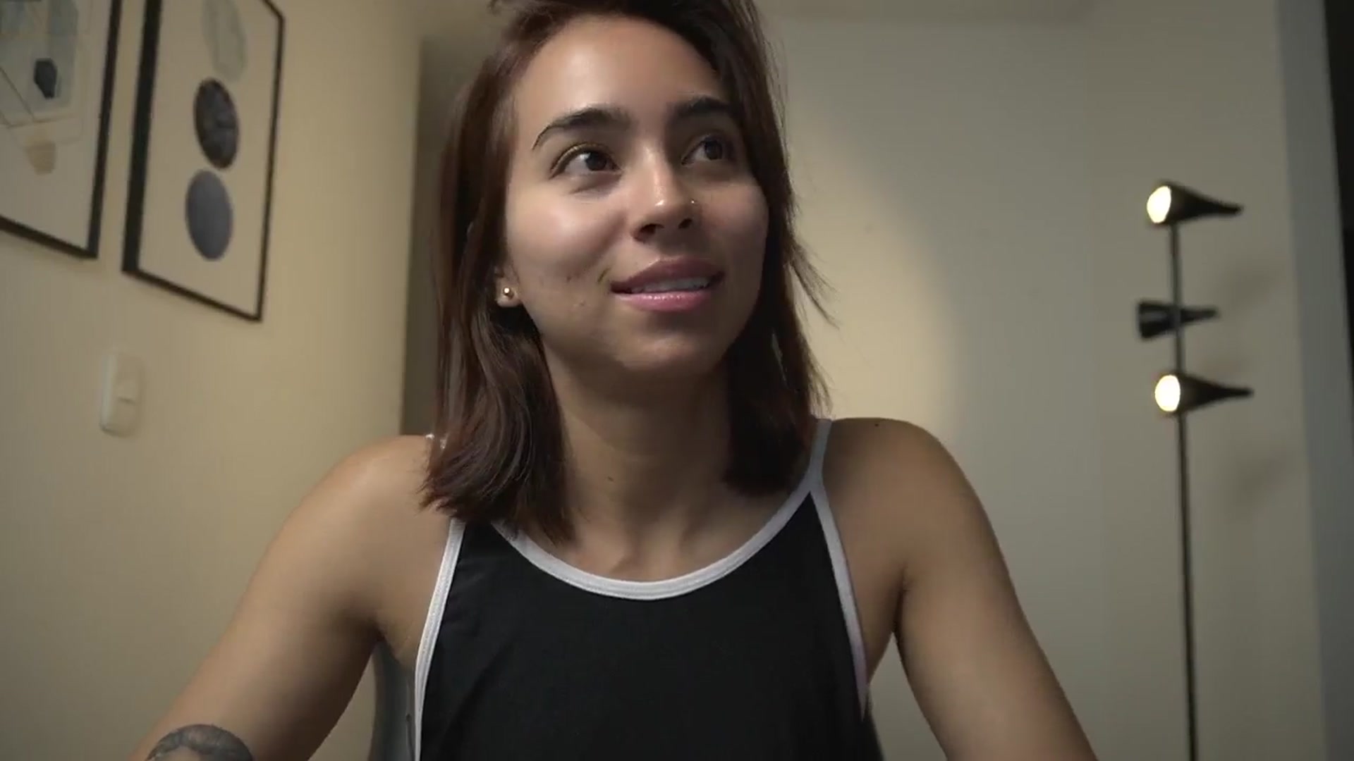 Gallery image thumbnail from Xialing's myfreecams stream on, 09/18/2024, 24:46 image 19 of 20