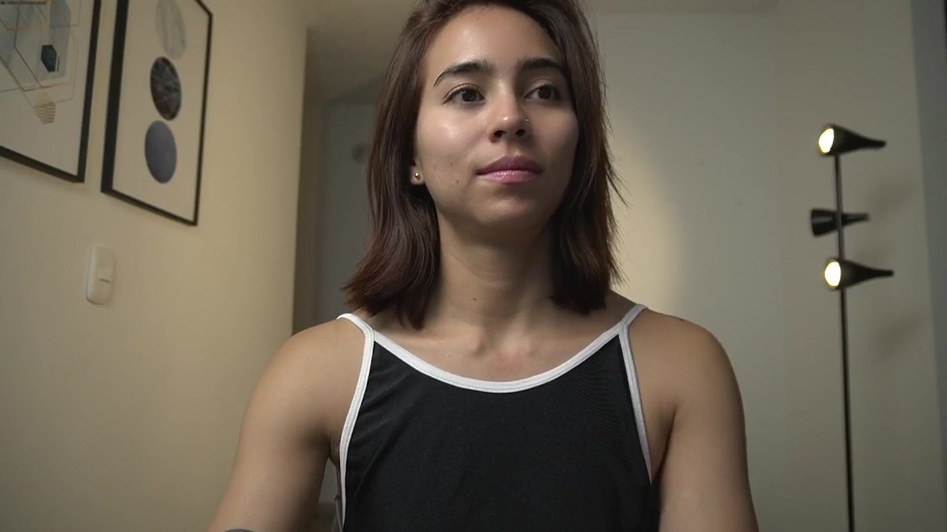 Gallery image thumbnail from Xialing's myfreecams stream on, 09/18/2024, 24:46 image 6 of 20