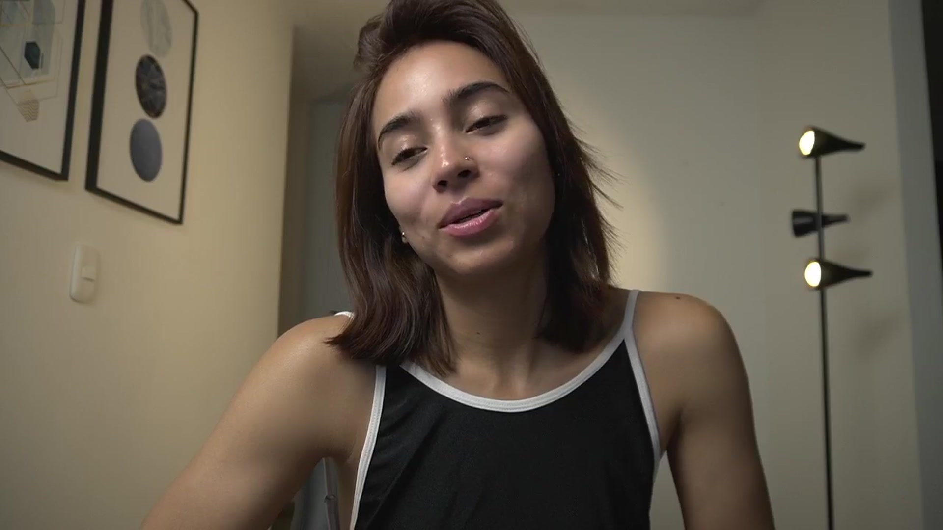 Gallery image thumbnail from Xialing's myfreecams stream on, 09/18/2024, 24:46 image 16 of 20