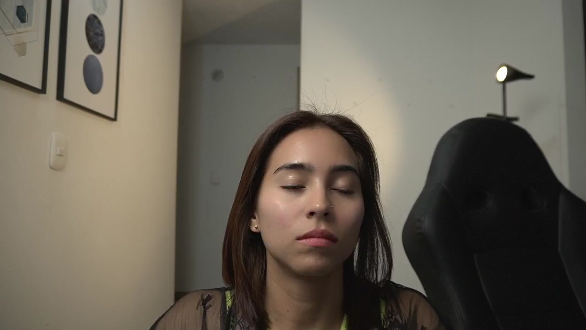 Gallery image thumbnail from Xialing's myfreecams stream on, 09/20/2024, 24:19 image 13 of 20