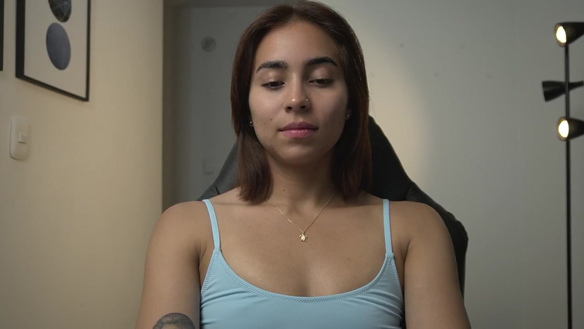Gallery image thumbnail from Xialing's myfreecams stream on, 09/25/2024, 24:01 image 13 of 20