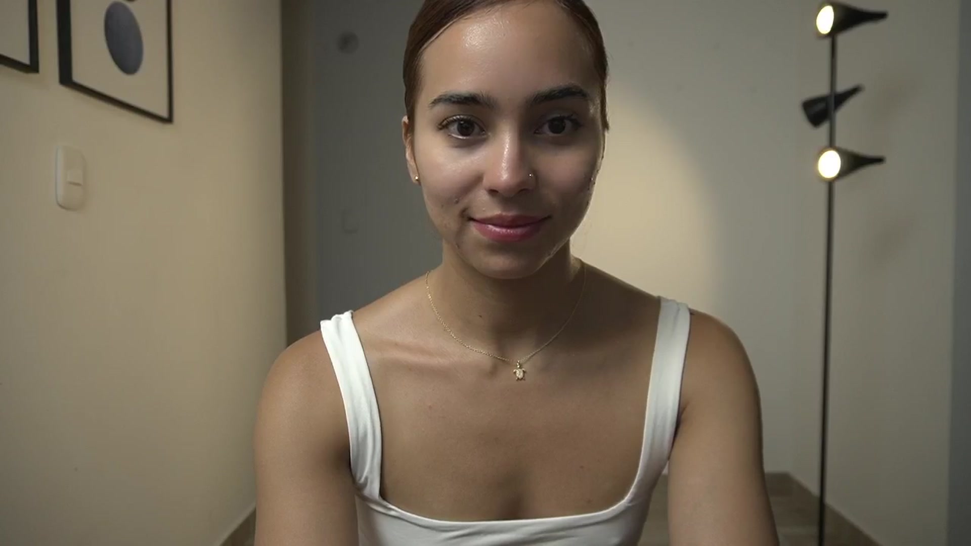 Gallery image thumbnail from Xialing's myfreecams stream on, 09/26/2024, 24:18 image 12 of 20