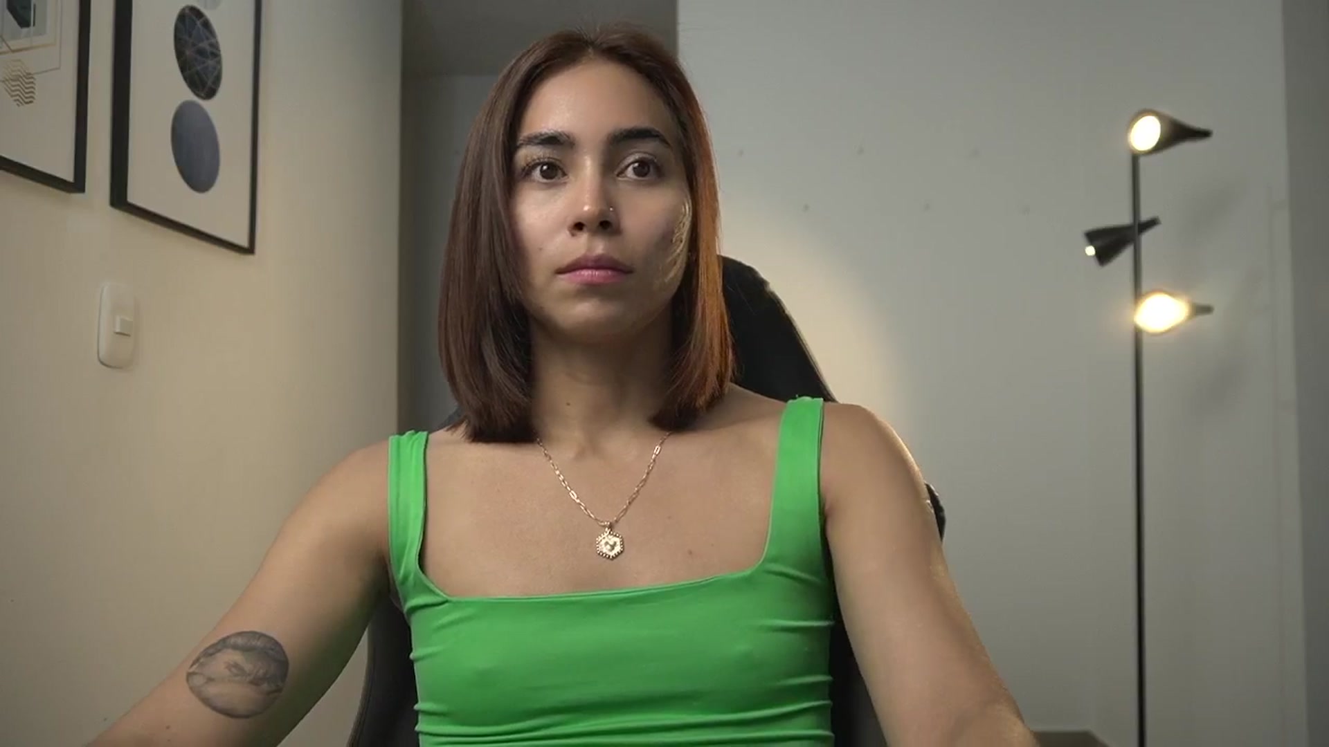 Gallery image thumbnail from Xialing's myfreecams stream on, 09/26/2024, 21:17 image 2 of 20