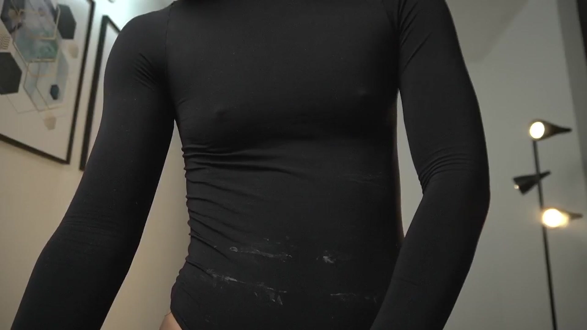 Gallery image thumbnail from Xialing's myfreecams stream on, 09/28/2024, 24:04 image 16 of 20