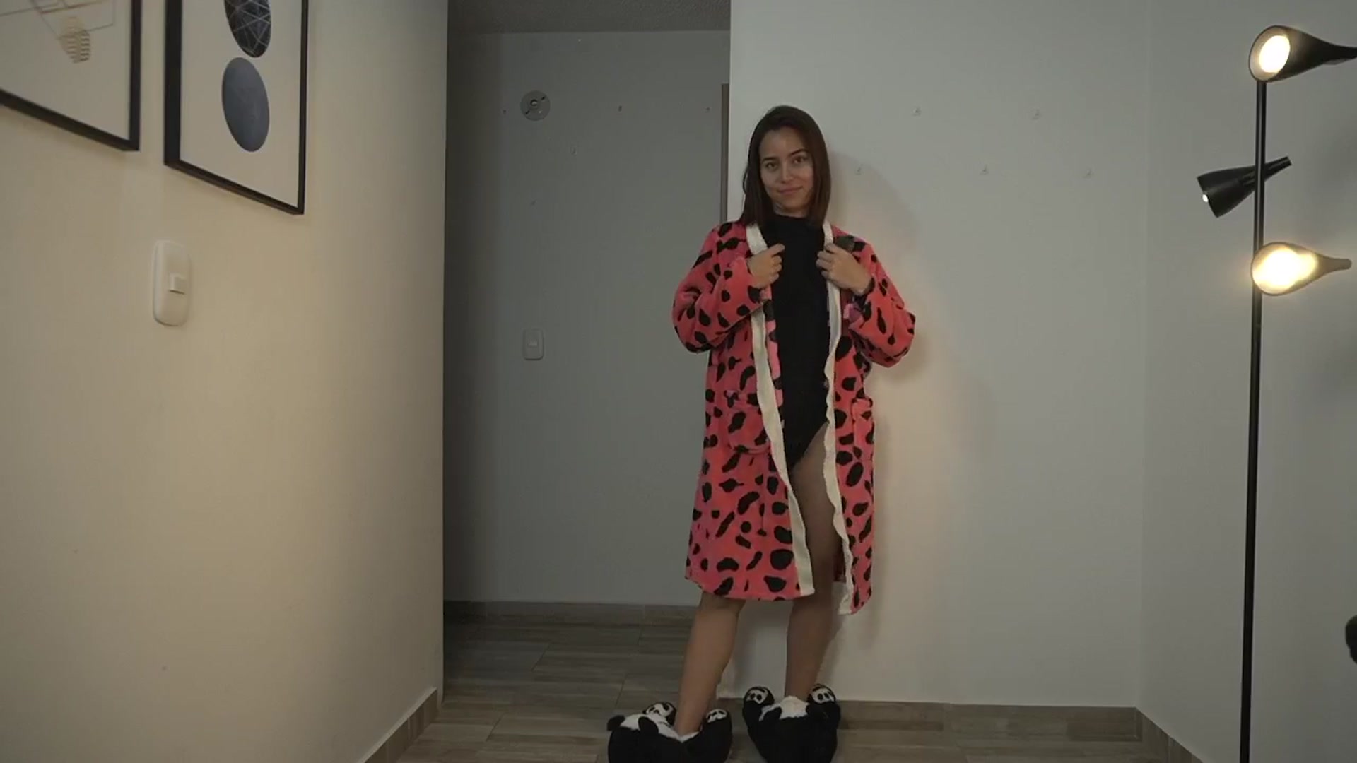 Gallery image thumbnail from Xialing's myfreecams stream on, 09/28/2024, 24:04 image 18 of 20