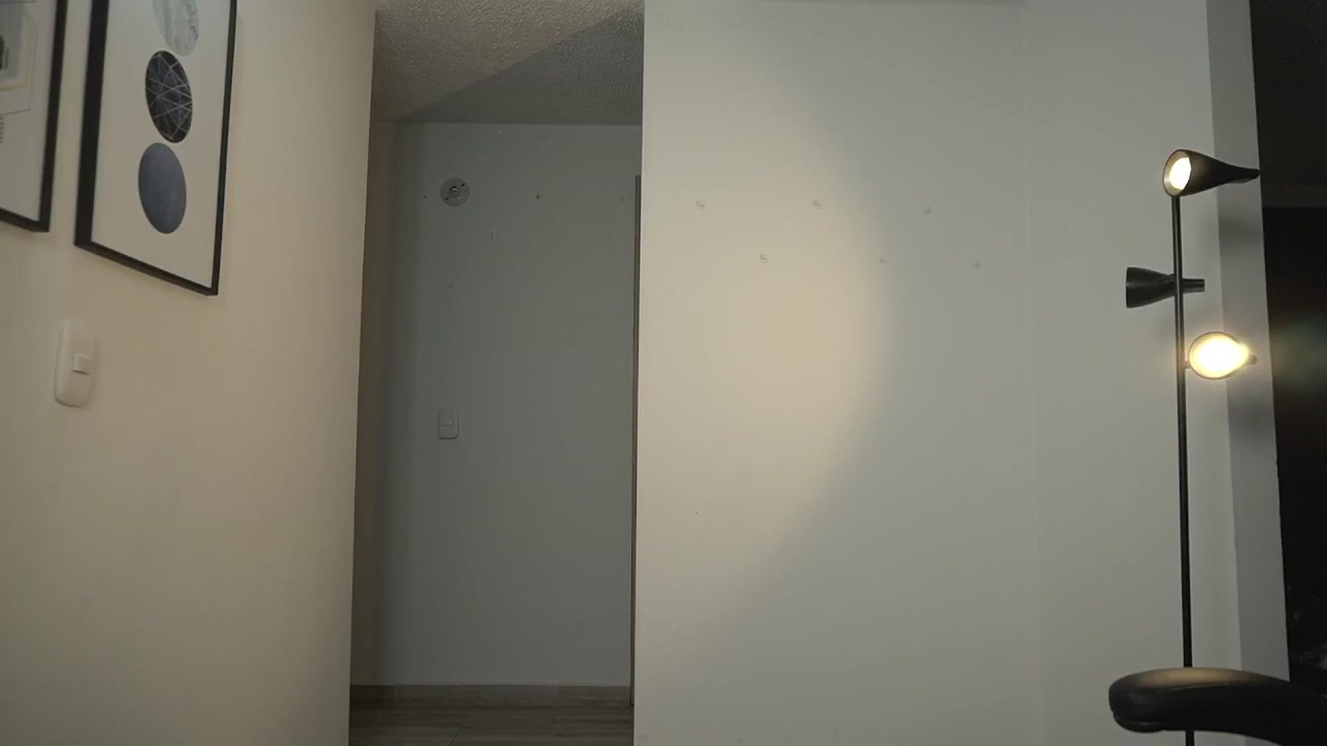Gallery image thumbnail from Xialing's myfreecams stream on, 10/02/2024, 22:47 image 13 of 20